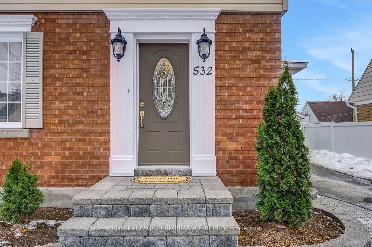 Photo 2 of 532 Alesther Street, Ottawa, Overbrook/Castle Heights — HOMEH