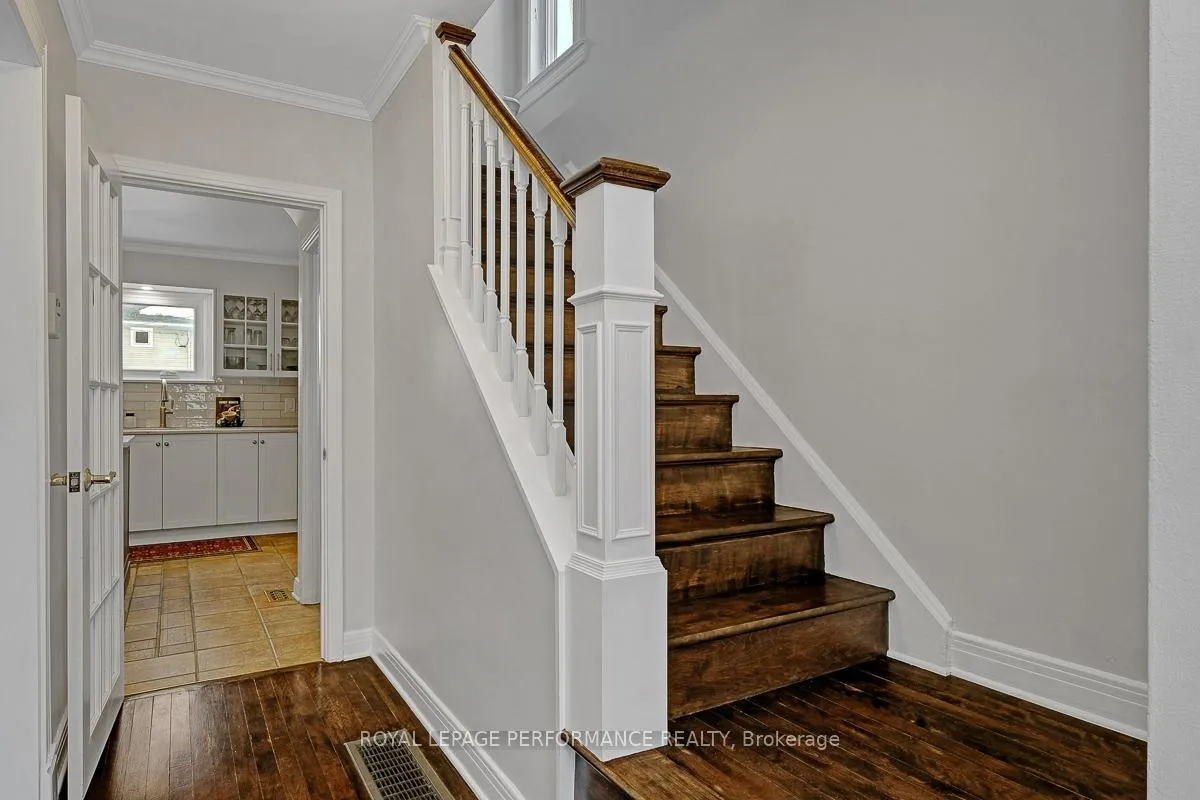 Photo 3 of 532 Alesther Street, Ottawa, Overbrook/Castle Heights — HOMEH