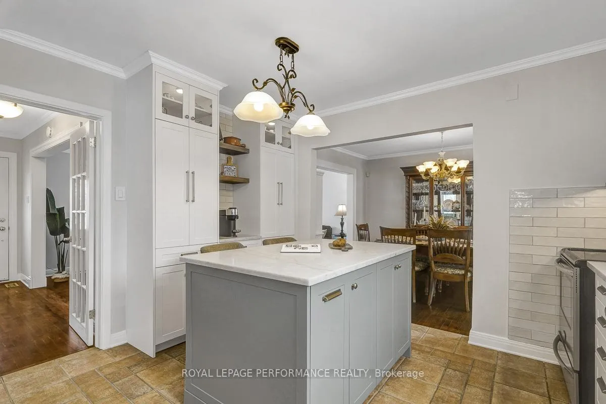 Photo 6 of 532 Alesther Street, Ottawa, Overbrook/Castle Heights — HOMEH