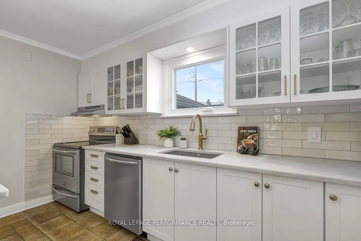 Photo 7 of 532 Alesther Street, Ottawa, Overbrook/Castle Heights — HOMEH