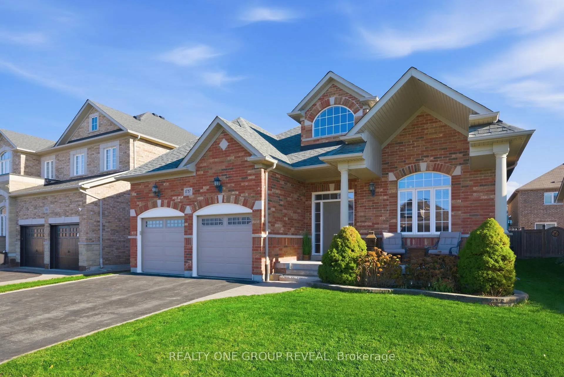 Photo 3 of 1737 Clearbrook Drive, Oshawa, Taunton — HOMEH