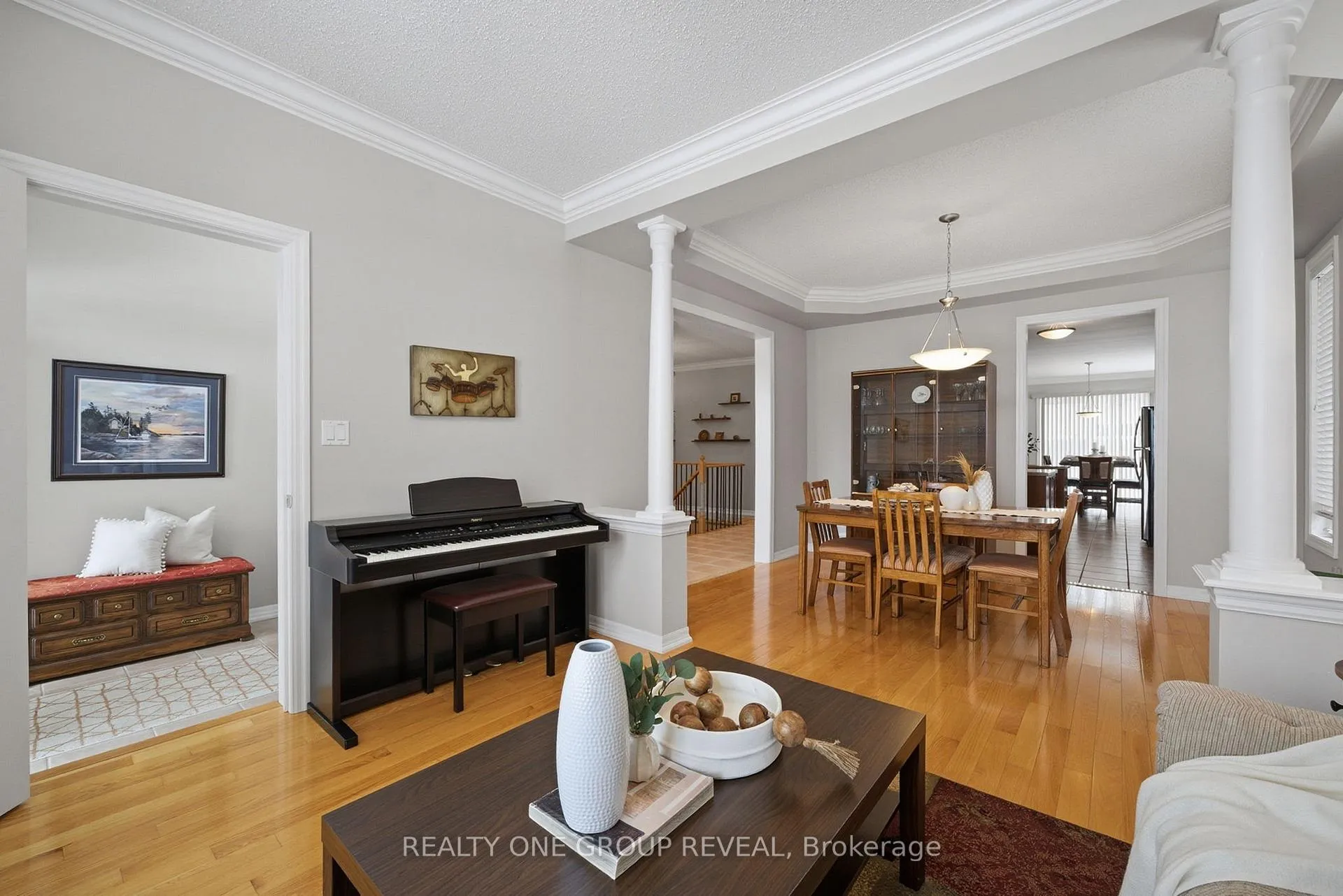 Photo 10 of 1737 Clearbrook Drive, Oshawa, Taunton — HOMEH