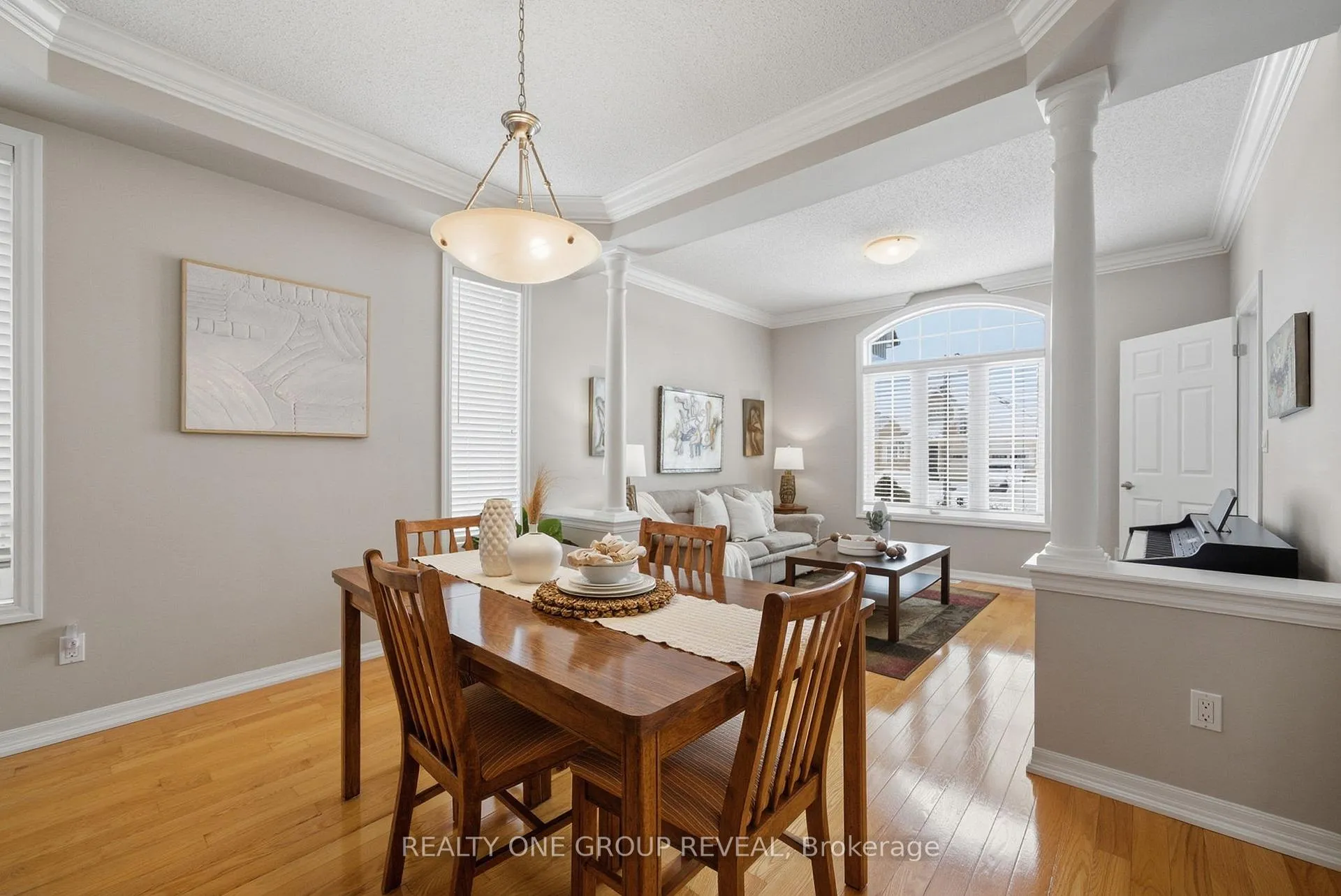 Photo 12 of 1737 Clearbrook Drive, Oshawa, Taunton — HOMEH
