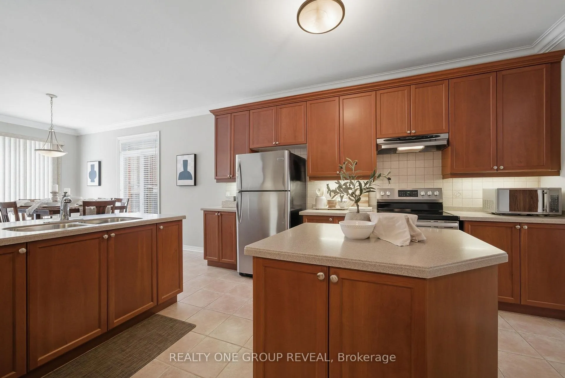 Photo 15 of 1737 Clearbrook Drive, Oshawa, Taunton — HOMEH