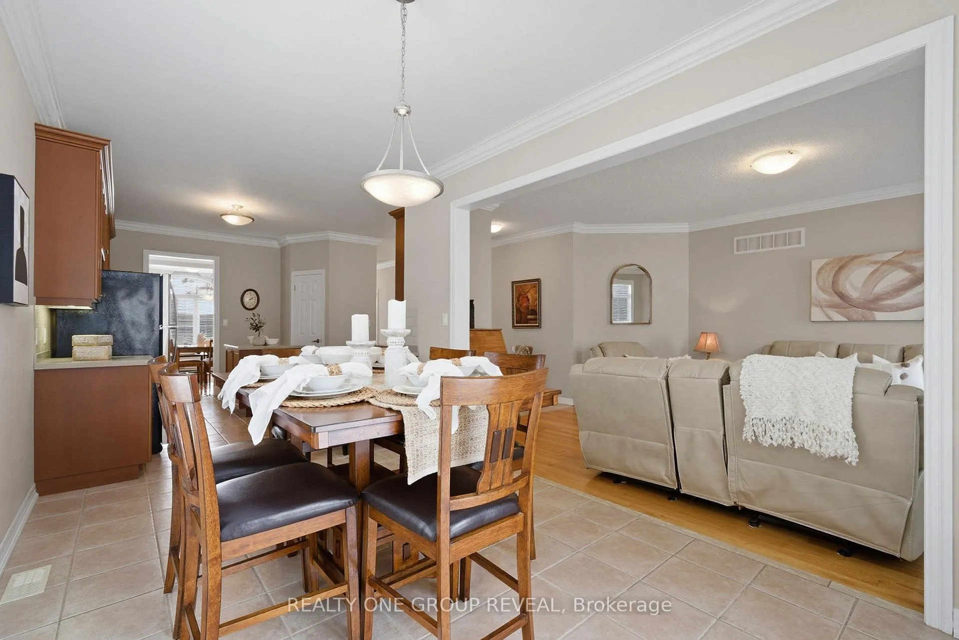 Photo 19 of 1737 Clearbrook Drive, Oshawa, Taunton — HOMEH