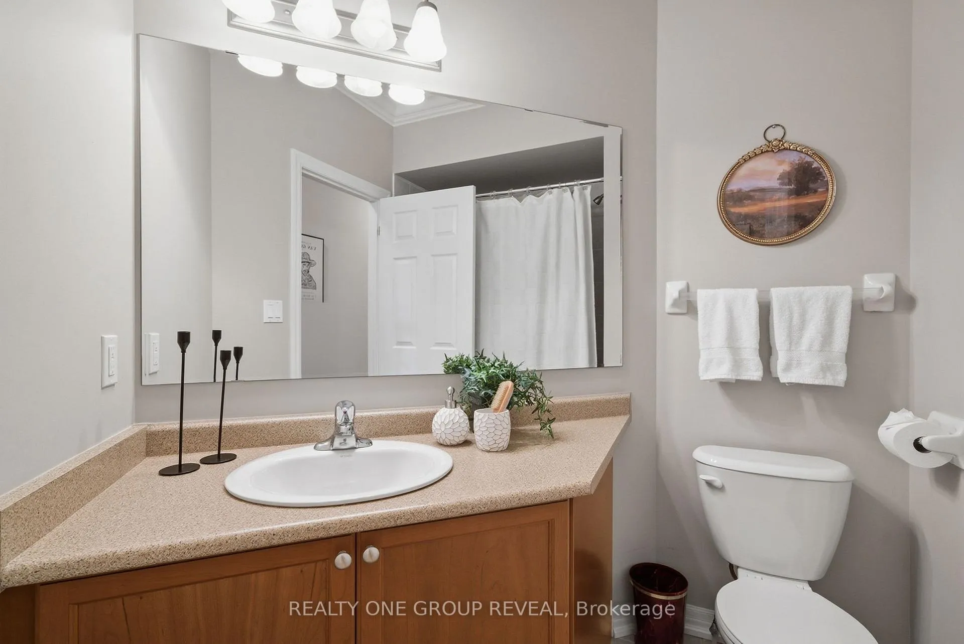 Photo 26 of 1737 Clearbrook Drive, Oshawa, Taunton — HOMEH