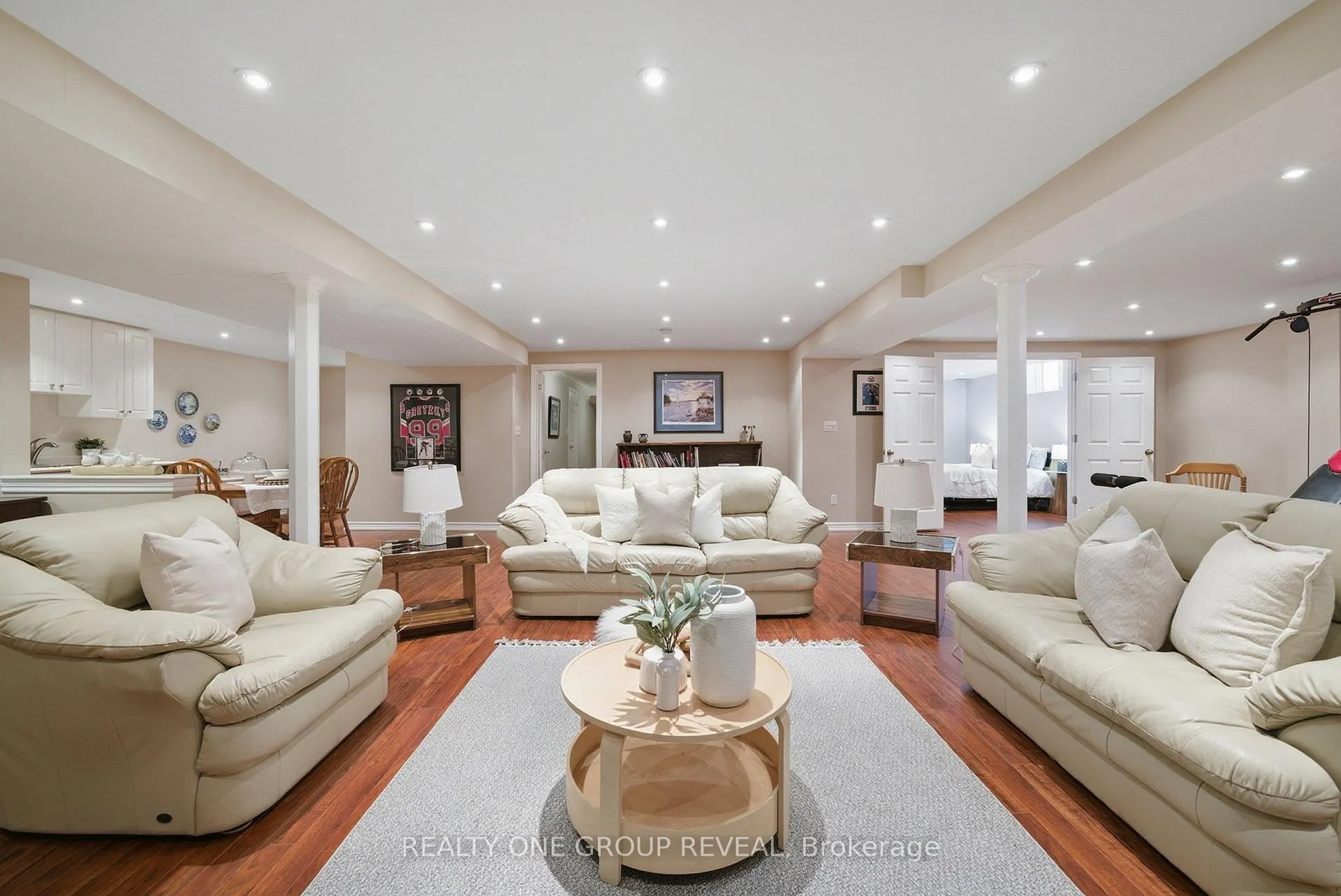 Photo 36 of 1737 Clearbrook Drive, Oshawa, Taunton — HOMEH