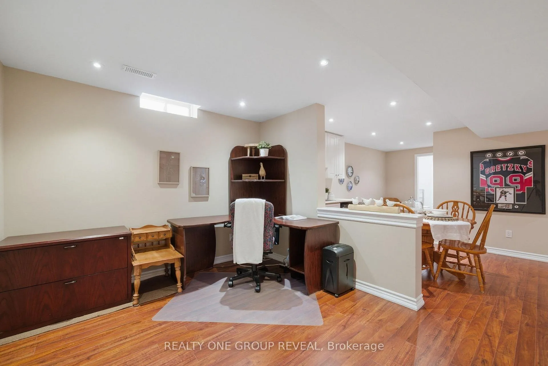 Photo 37 of 1737 Clearbrook Drive, Oshawa, Taunton — HOMEH