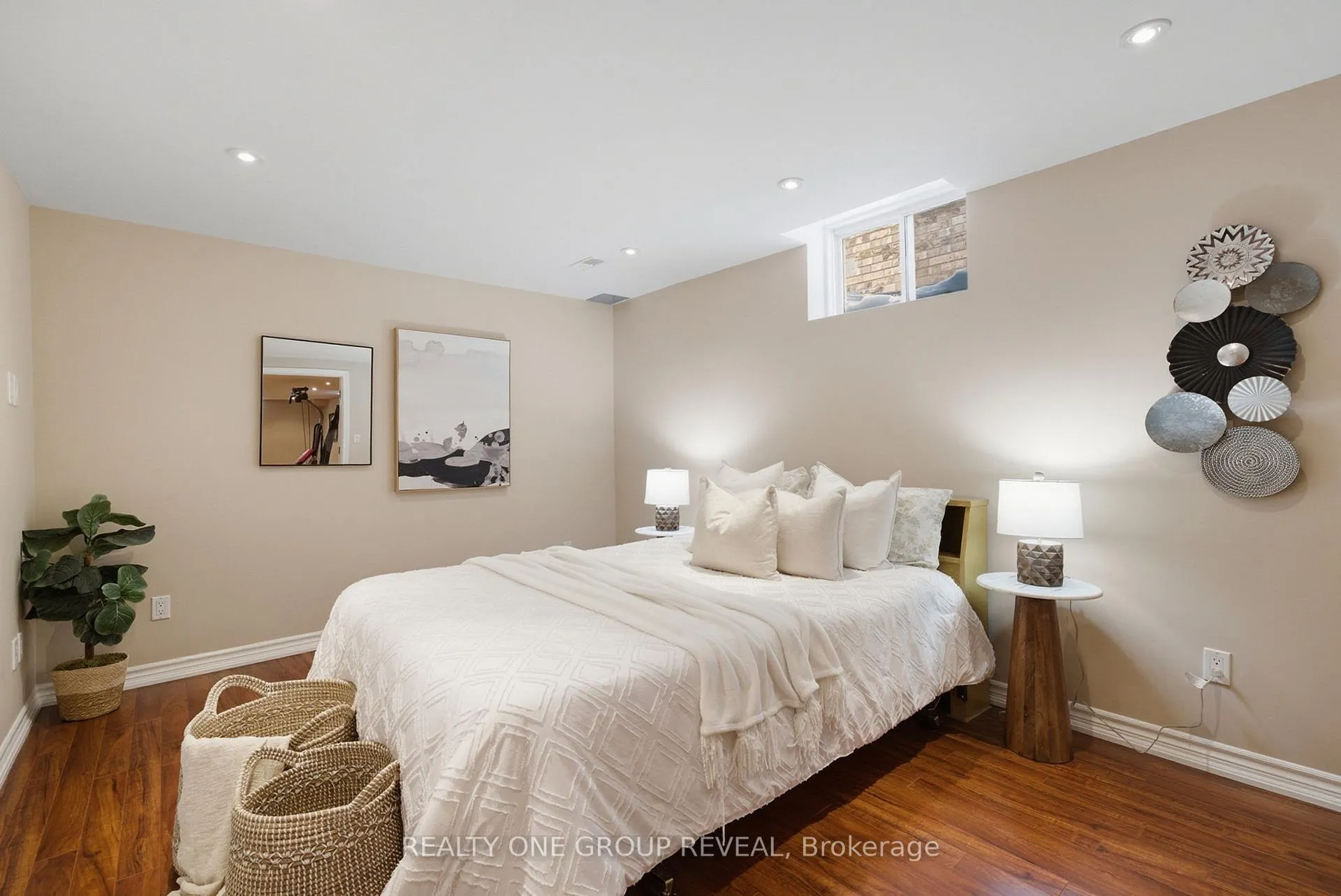 Photo 40 of 1737 Clearbrook Drive, Oshawa, Taunton — HOMEH