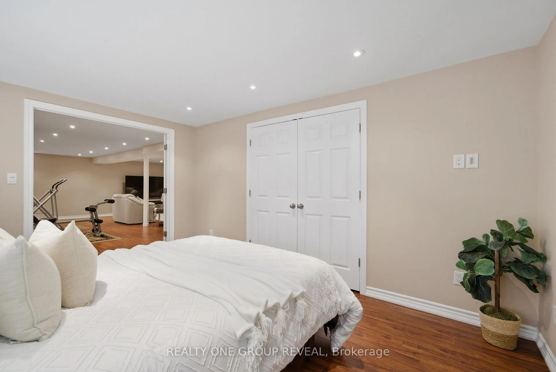 Photo 41 of 1737 Clearbrook Drive, Oshawa, Taunton — HOMEH