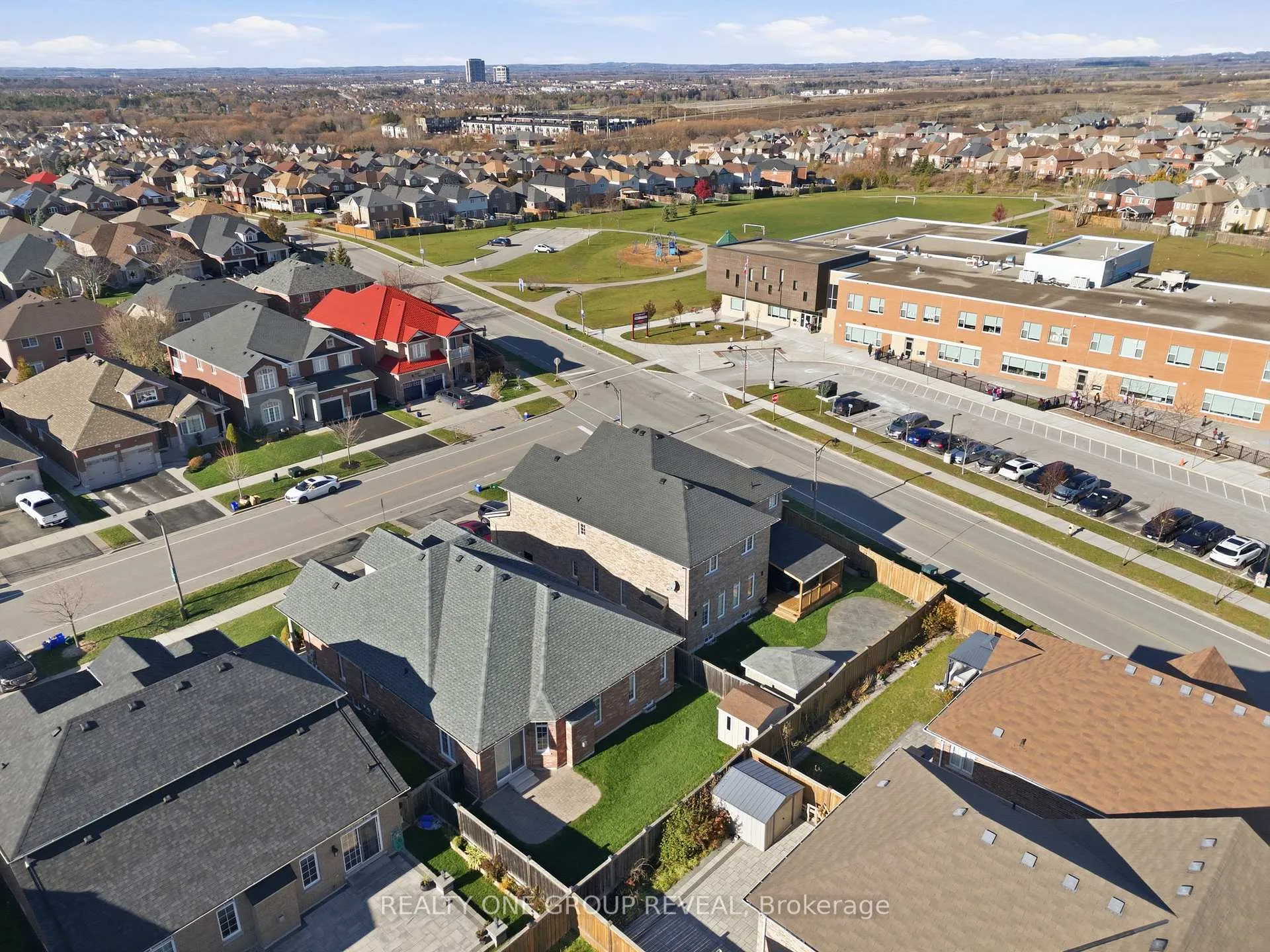 Photo 49 of 1737 Clearbrook Drive, Oshawa, Taunton — HOMEH