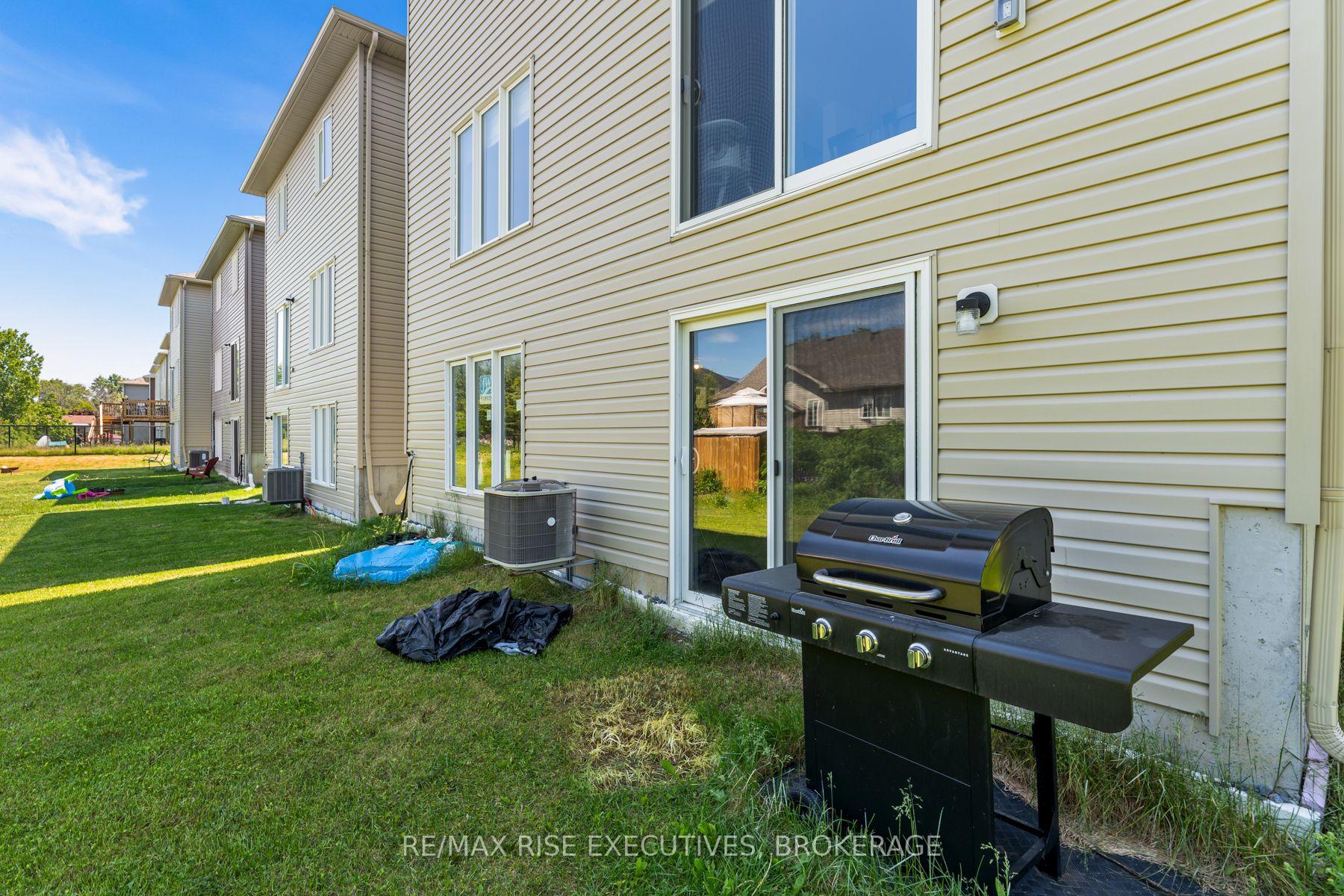 Photo 11 of 58 Brennan Crescent, Loyalist, Odessa — HOMEH