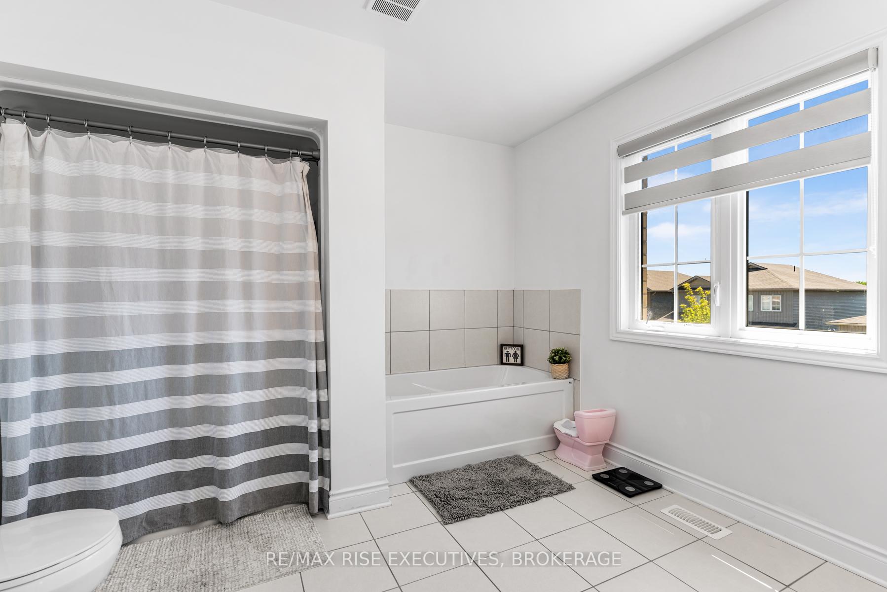 Photo 25 of 58 Brennan Crescent, Loyalist, Odessa — HOMEH