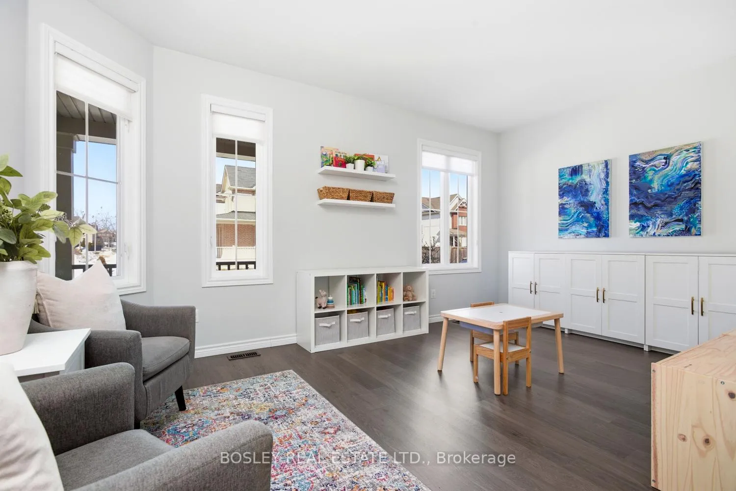 Photo 6 of 1 Ted Miller Crescent, Clarington, Bowmanville — HOMEH
