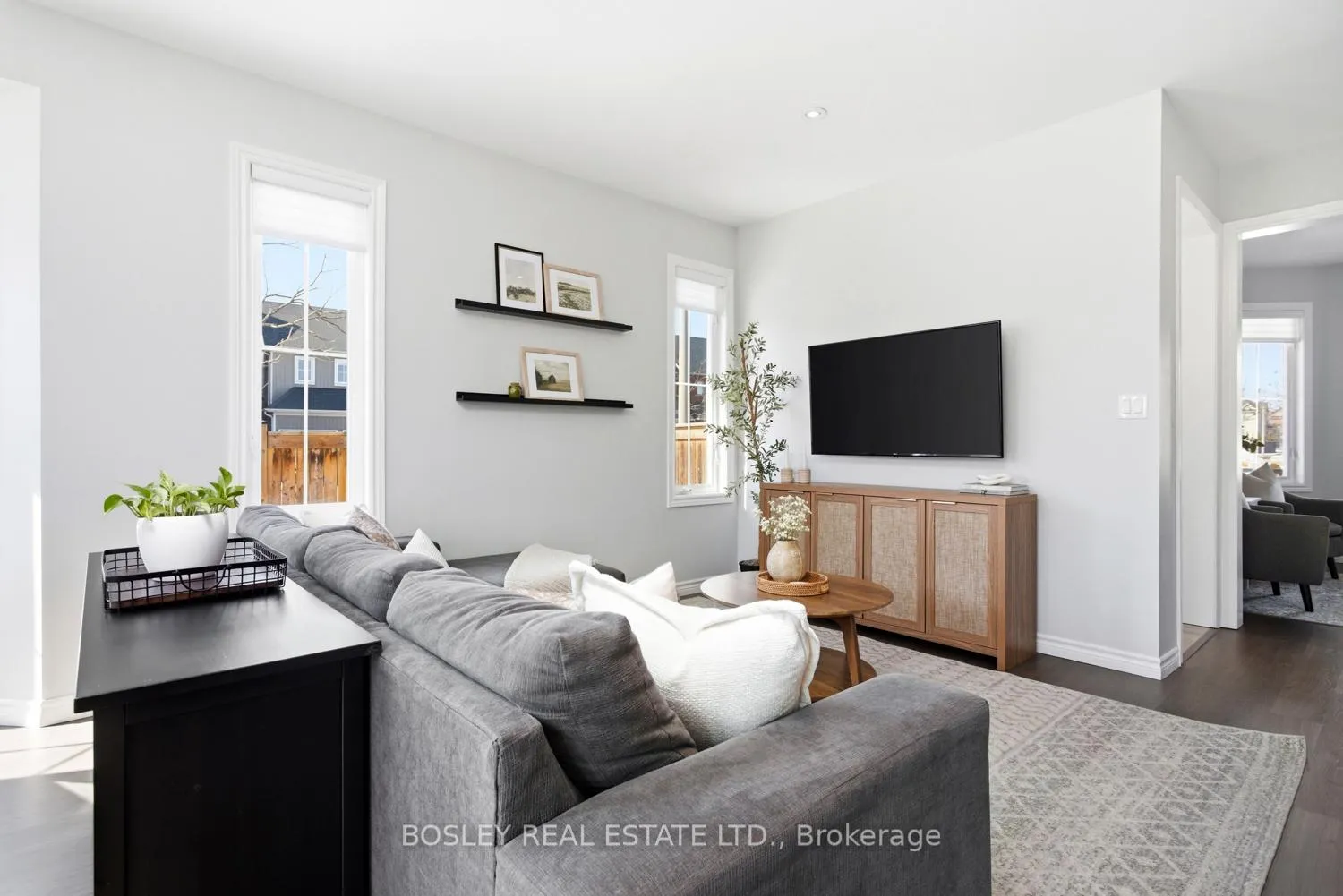 Photo 10 of 1 Ted Miller Crescent, Clarington, Bowmanville — HOMEH