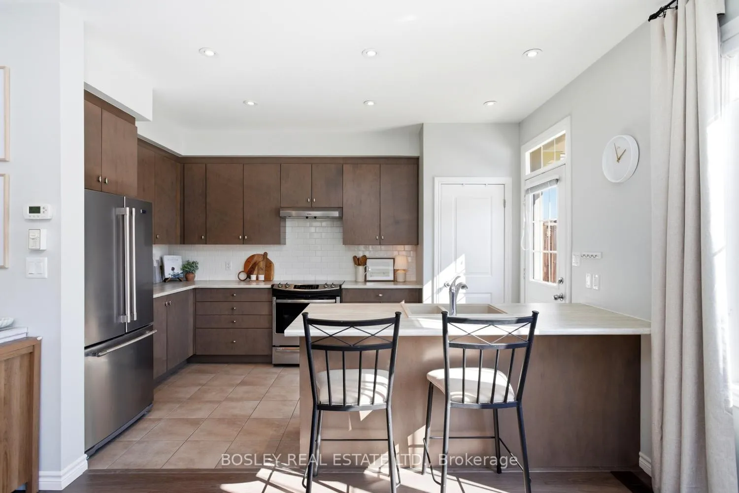 Photo 15 of 1 Ted Miller Crescent, Clarington, Bowmanville — HOMEH