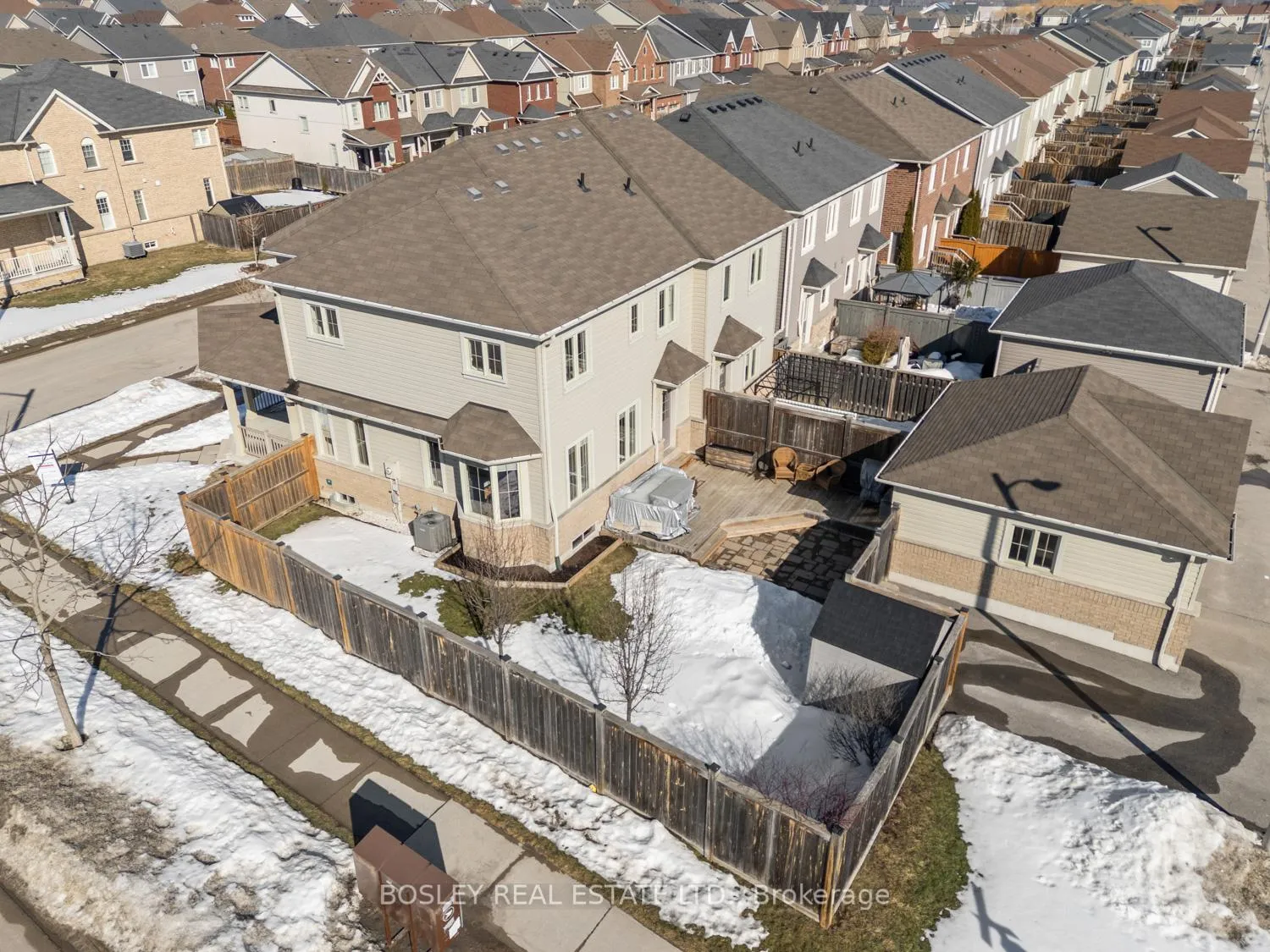 Photo 41 of 1 Ted Miller Crescent, Clarington, Bowmanville — HOMEH