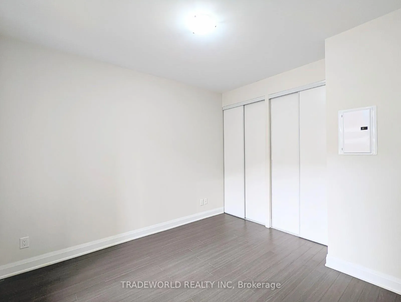 Photo 11 of Unit 103, 1 Uptown Drive, Markham, Unionville — HOMEH