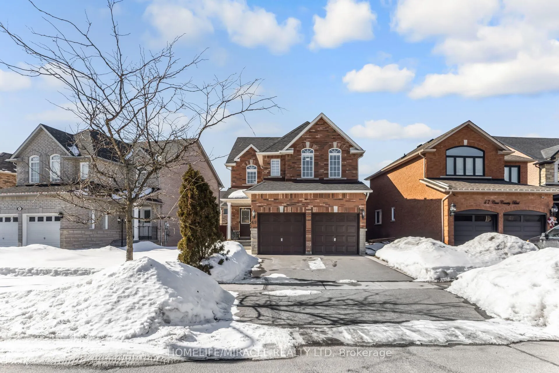 Front of 49 Cross Country Boulevard