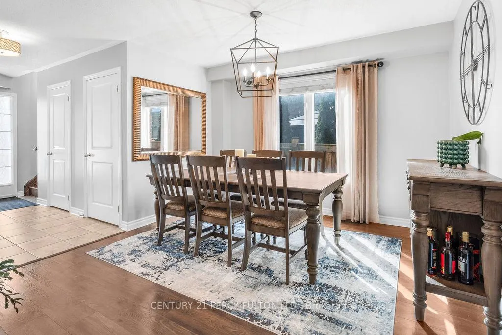 Photo 8 of 50 Robb Lane, Clarington, Bowmanville — HOMEH