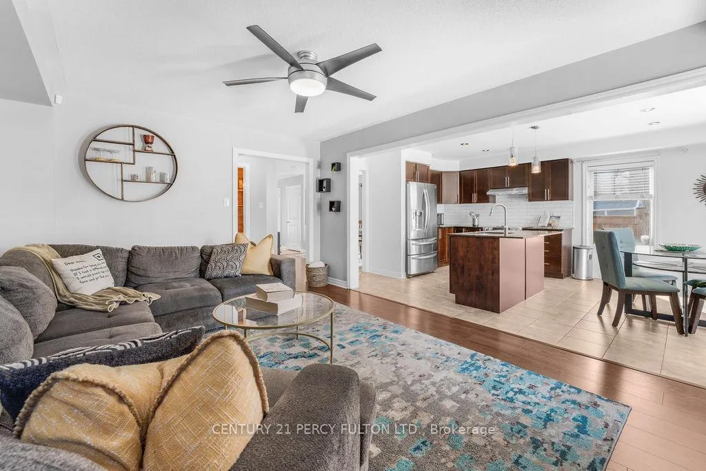 Photo 13 of 50 Robb Lane, Clarington, Bowmanville — HOMEH