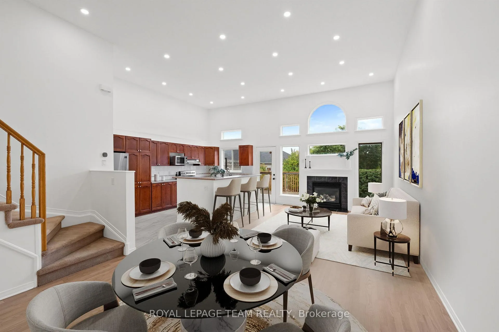 Photo 6 of 137 Macassa Circle, Ottawa, Kanata - Kanata Lakes/Heritage Hills — HOMEH