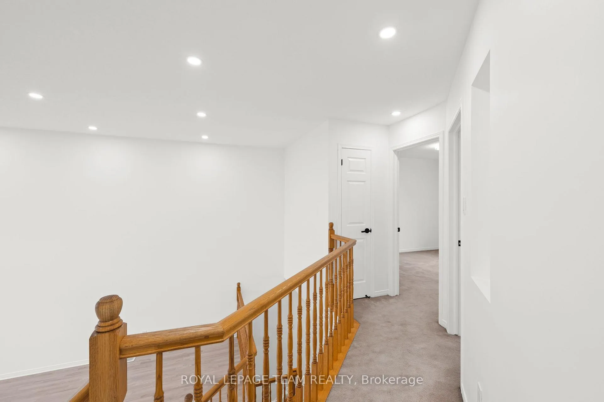Photo 15 of 137 Macassa Circle, Ottawa, Kanata - Kanata Lakes/Heritage Hills — HOMEH