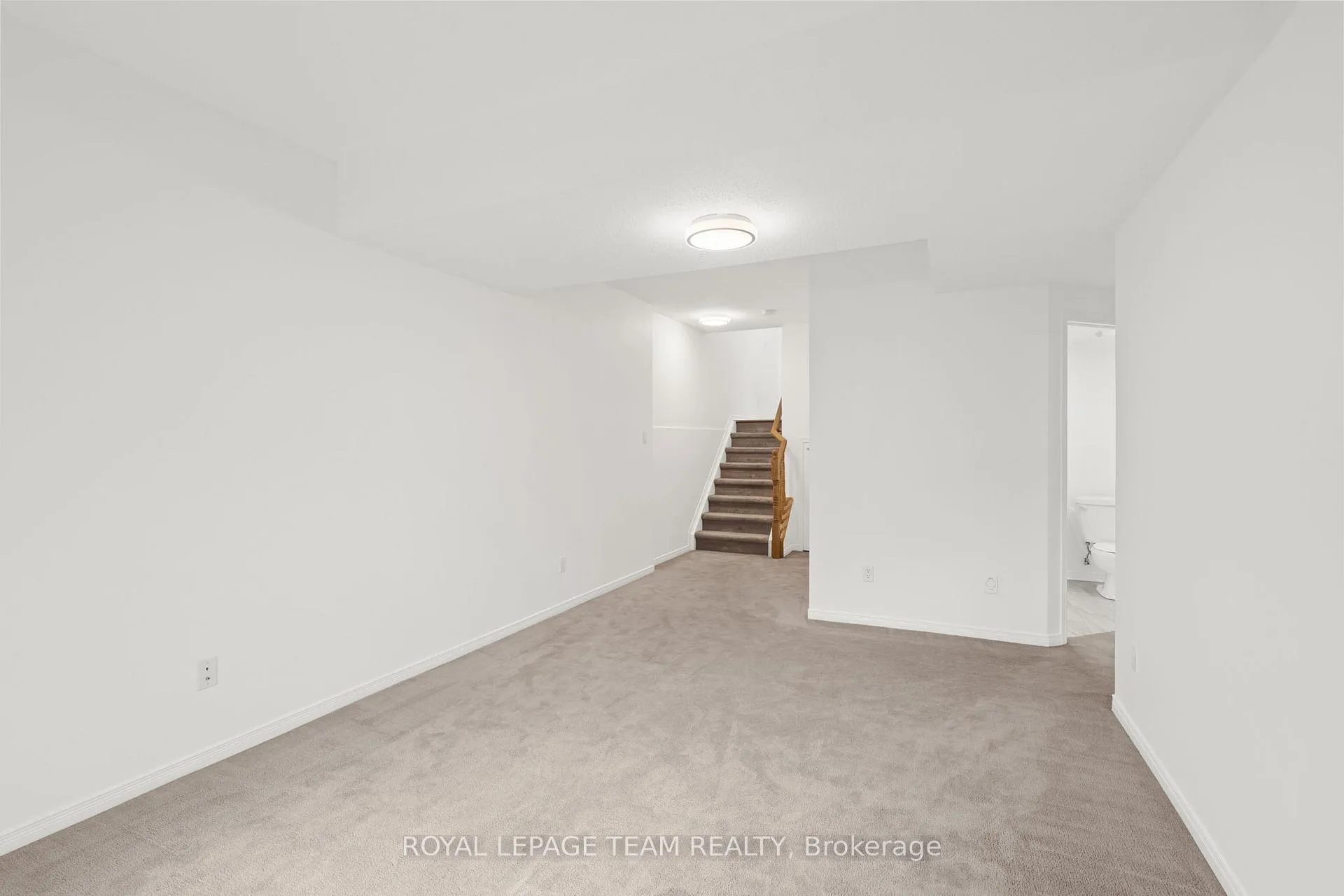 Photo 24 of 137 Macassa Circle, Ottawa, Kanata - Kanata Lakes/Heritage Hills — HOMEH