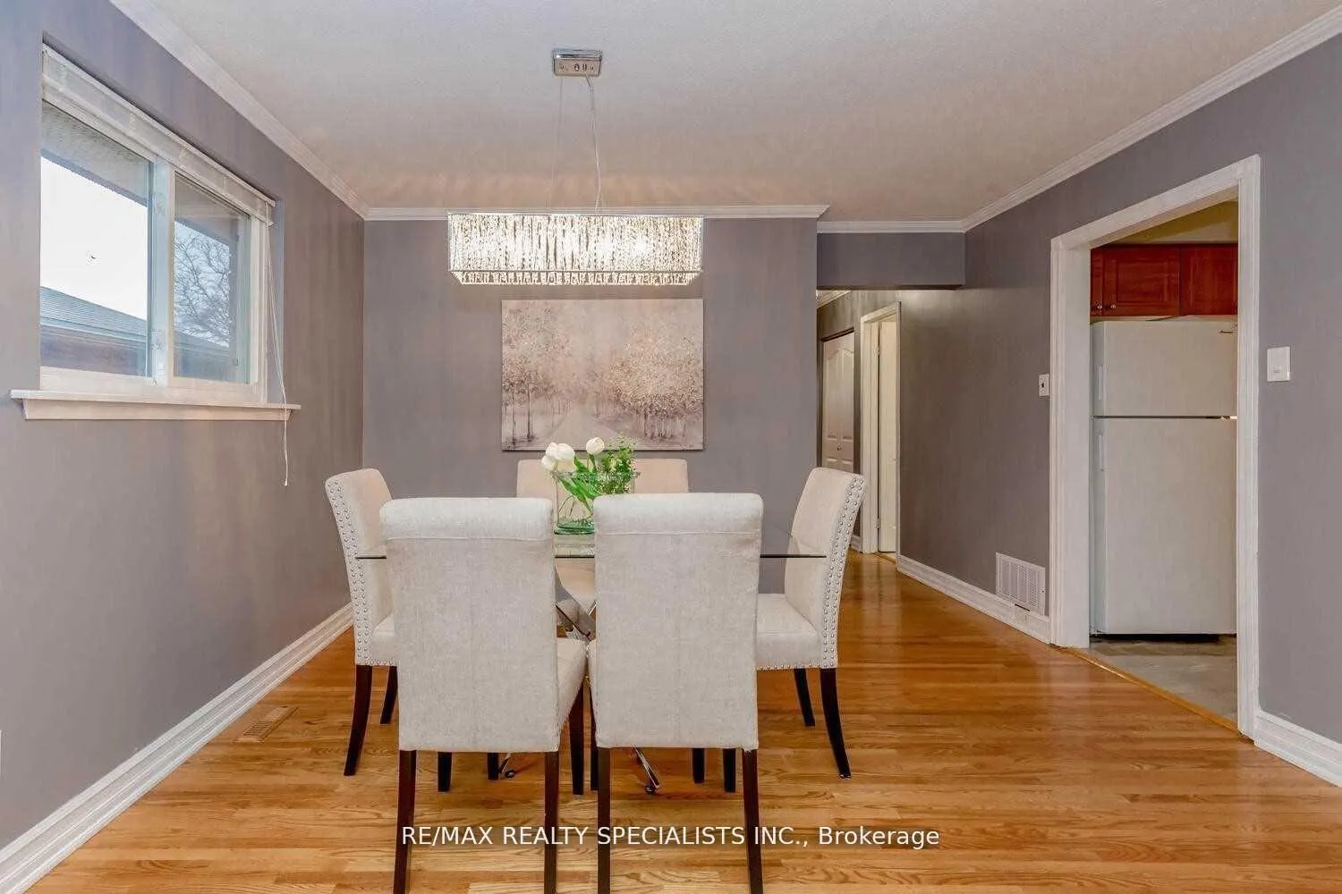 Photo 4 of 72 Dorchester(Upper) Drive, Brampton, Southgate — HOMEH