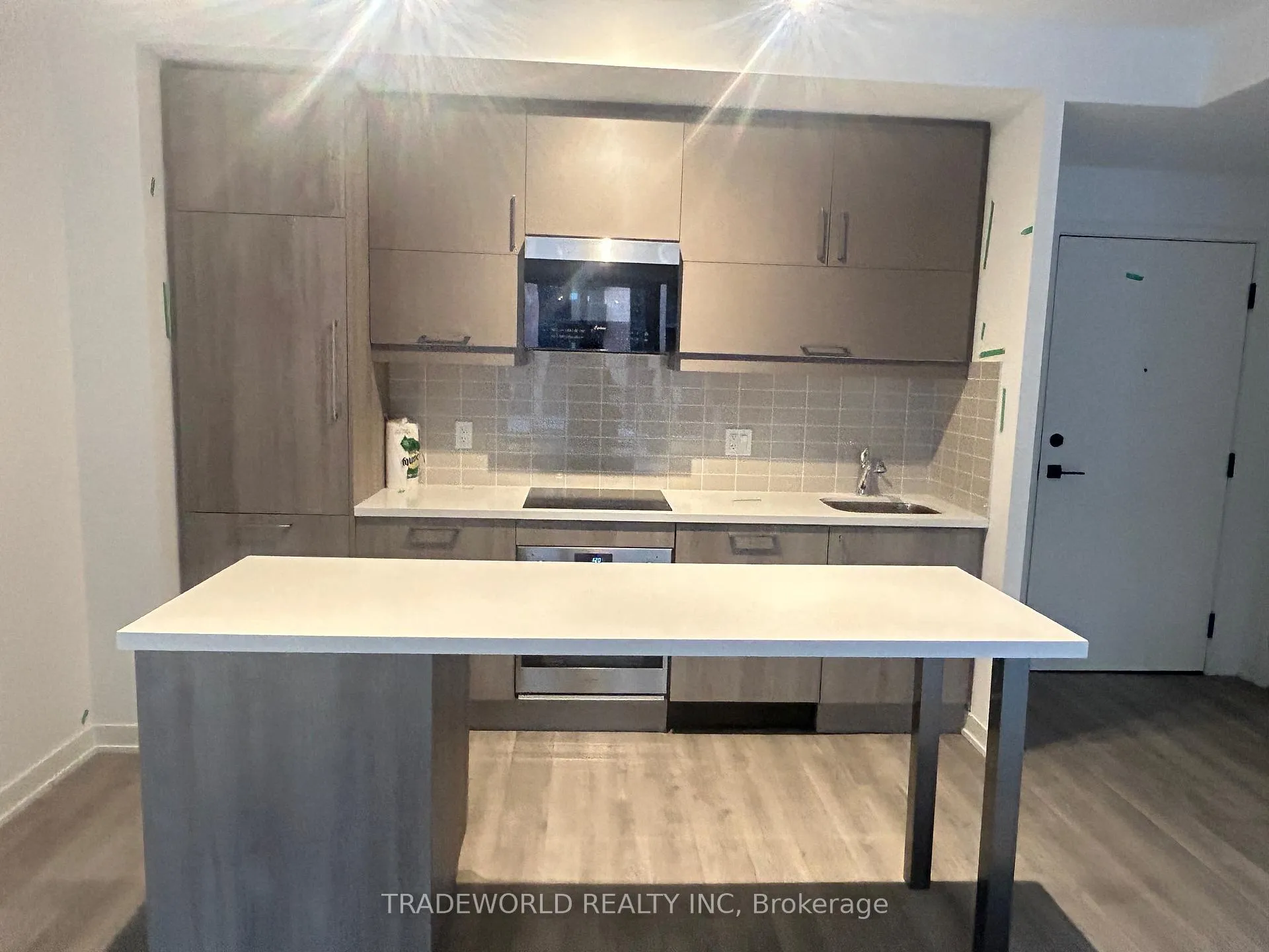 Photo 4 of Unit B613, 292 Verdale Crossing, Markham, Unionville — HOMEH