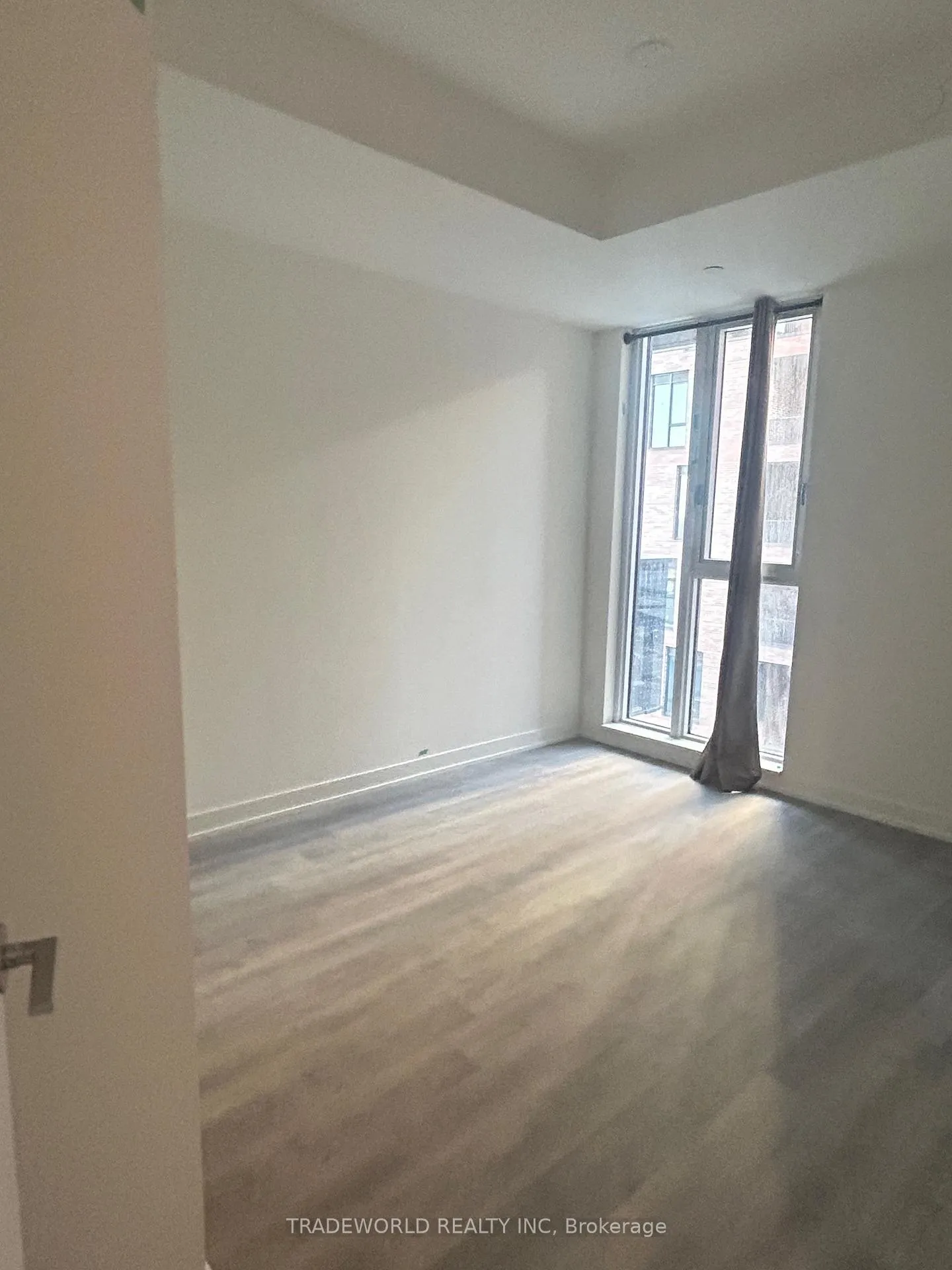 Photo 5 of Unit B613, 292 Verdale Crossing, Markham, Unionville — HOMEH