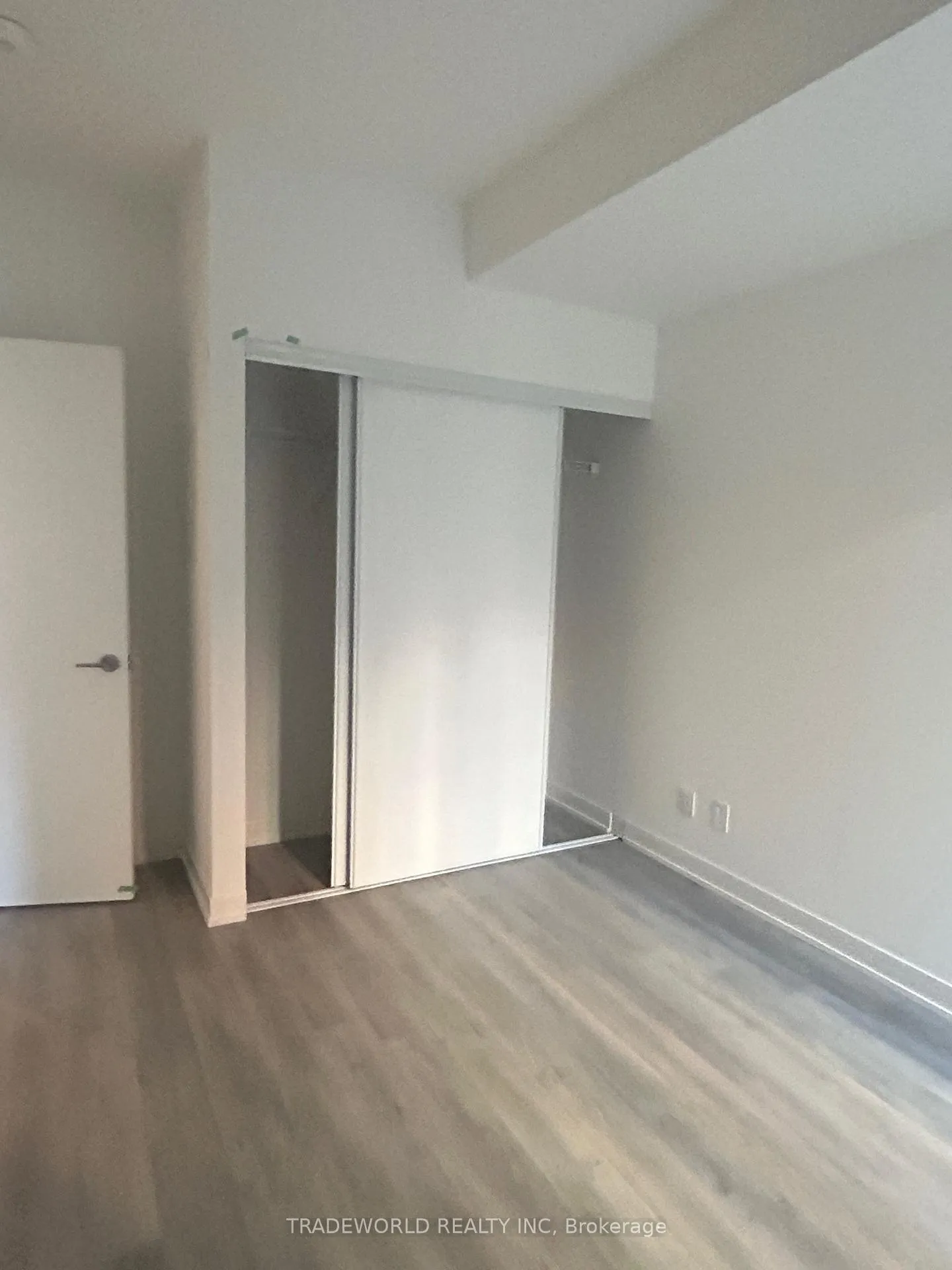 Photo 7 of Unit B613, 292 Verdale Crossing, Markham, Unionville — HOMEH