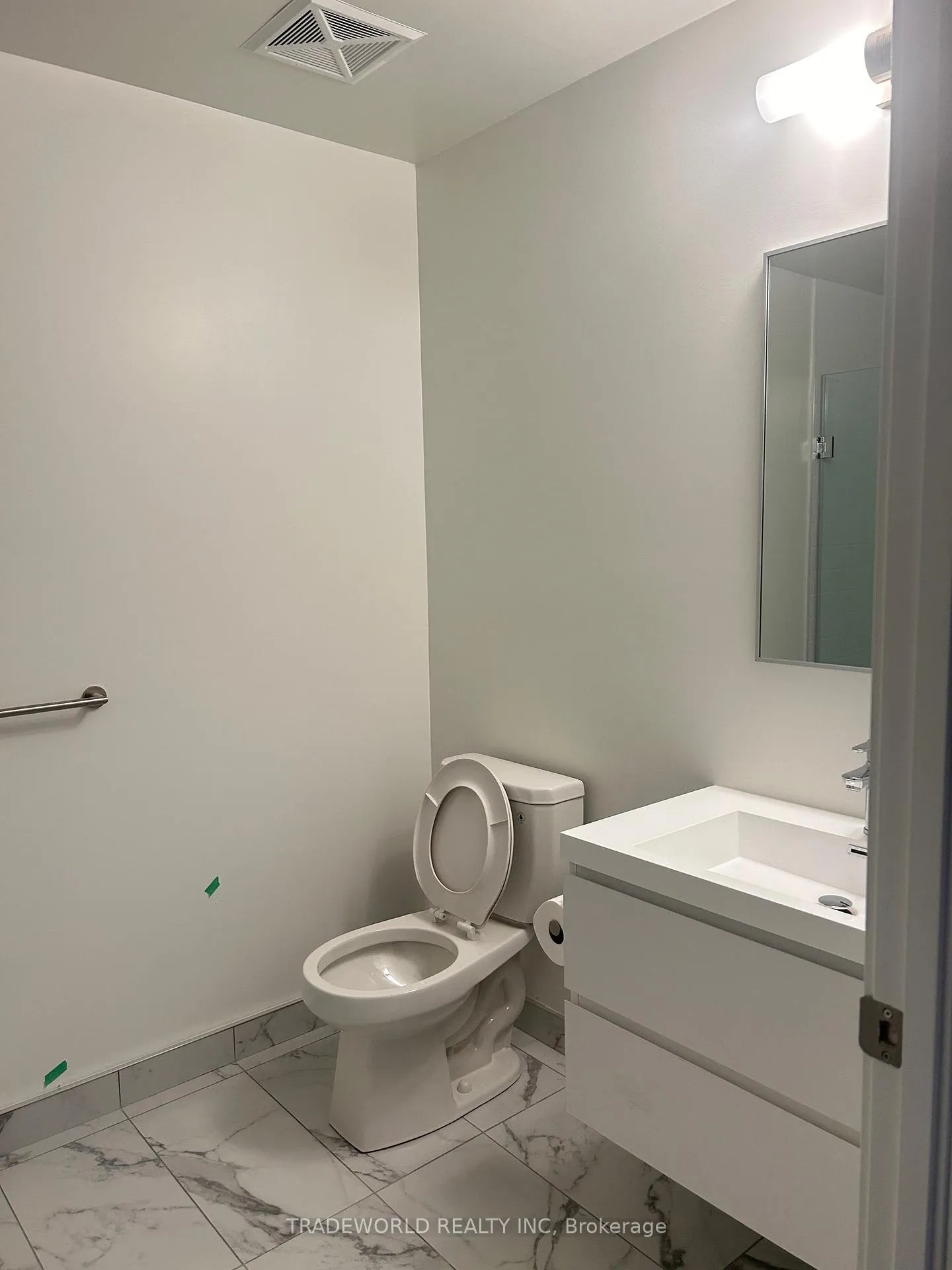 Photo 11 of Unit B613, 292 Verdale Crossing, Markham, Unionville — HOMEH