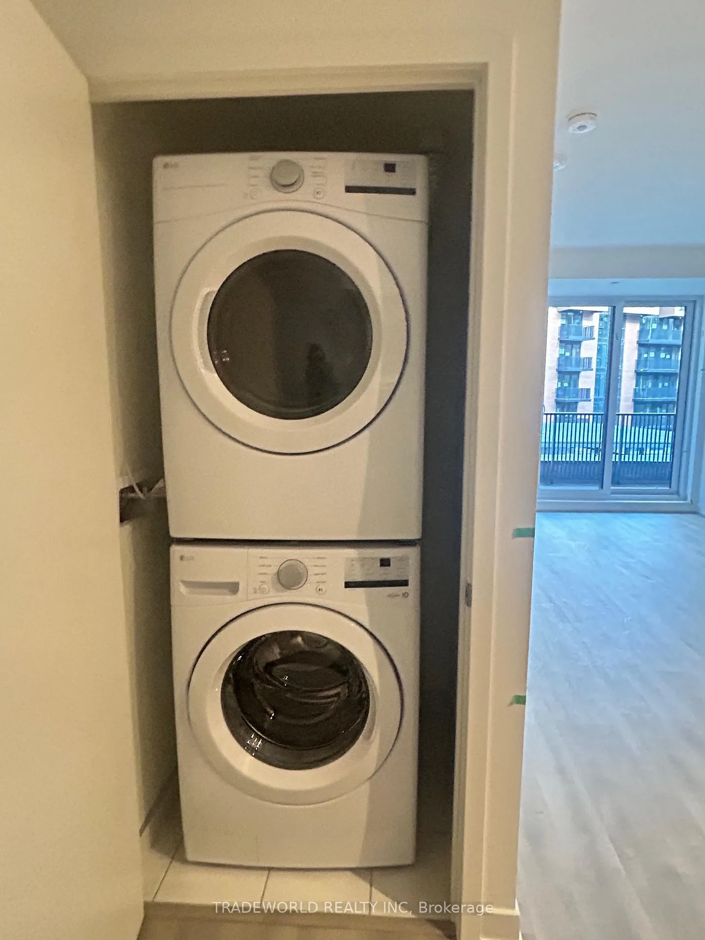 Photo 12 of Unit B613, 292 Verdale Crossing, Markham, Unionville — HOMEH