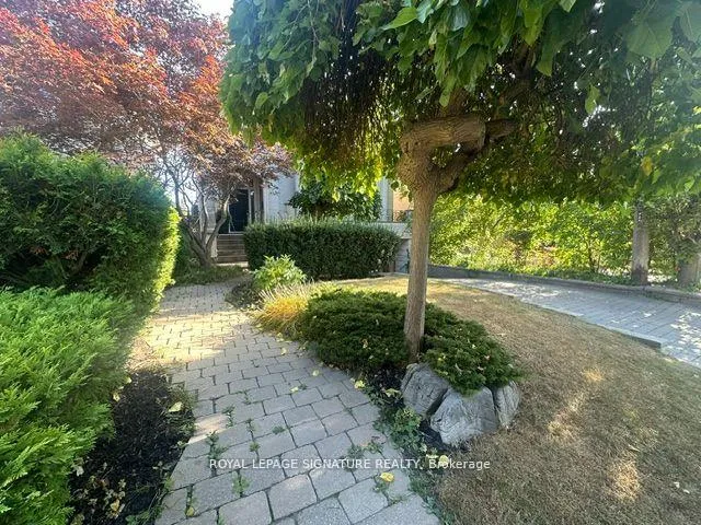 Photo 2 of Unit Bsmt, 23 Bannockburn Avenue, Toronto, Bedford Park-Nortown — HOMEH