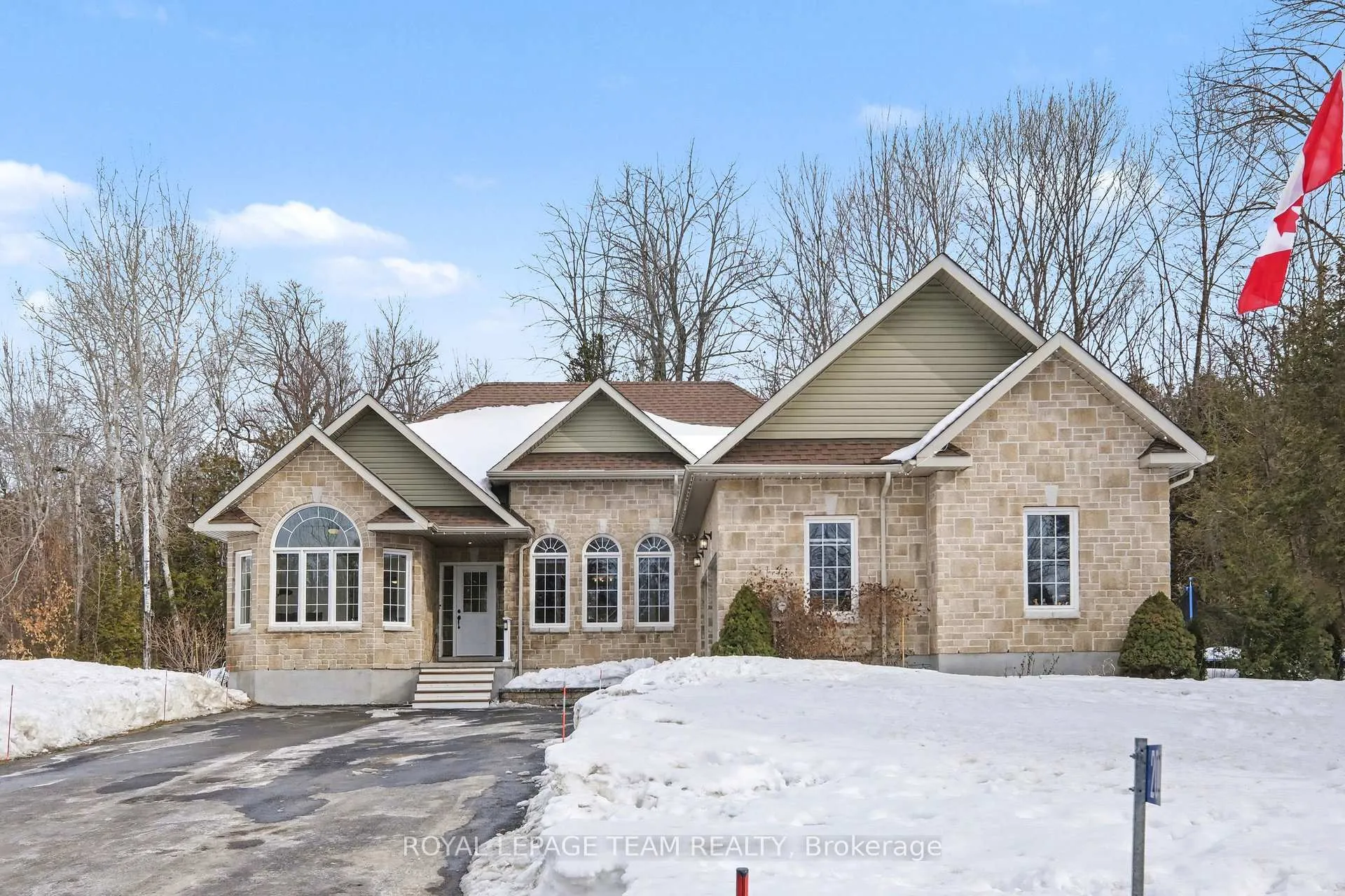 Photo 1 of 20 Cedar Rail Crescent, North Grenville, North Grenville Twp (Kemptville South) — HOMEH