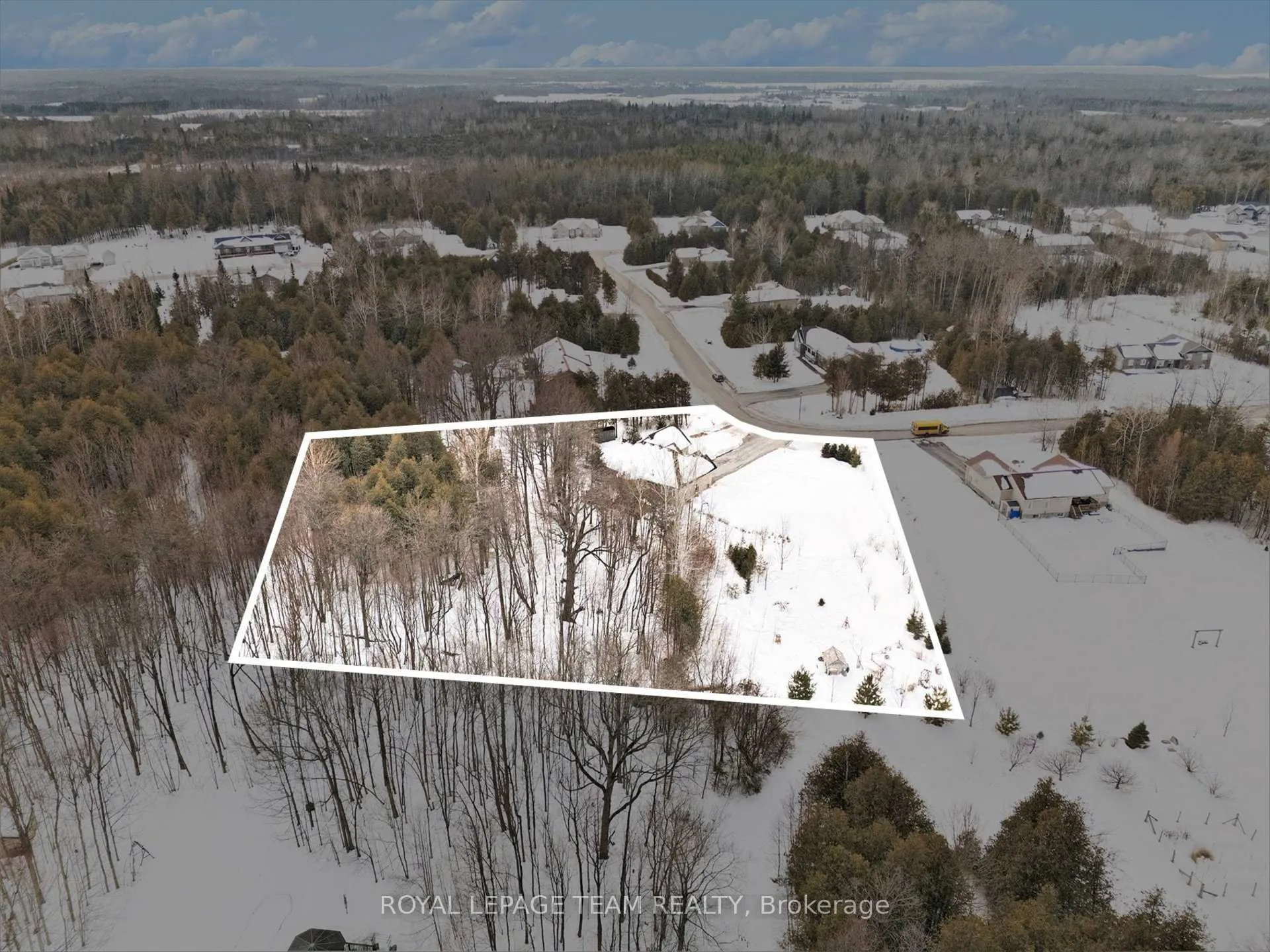 Photo 42 of 20 Cedar Rail Crescent, North Grenville, North Grenville Twp (Kemptville South) — HOMEH