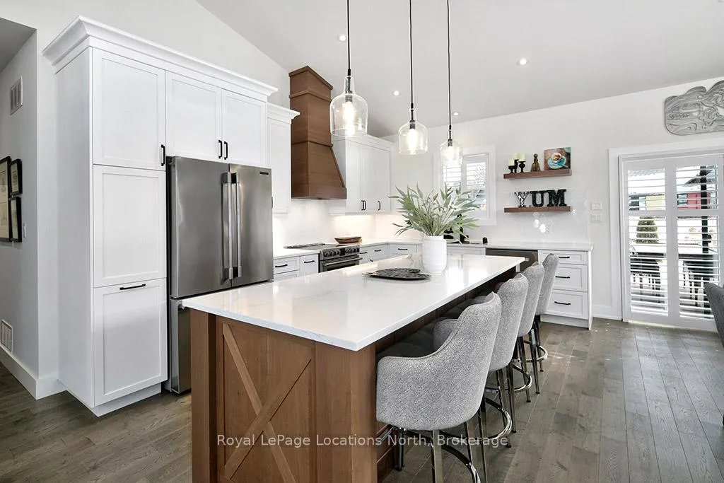 Photo 9 of 31 Gordon Crescent, Meaford — HOMEH