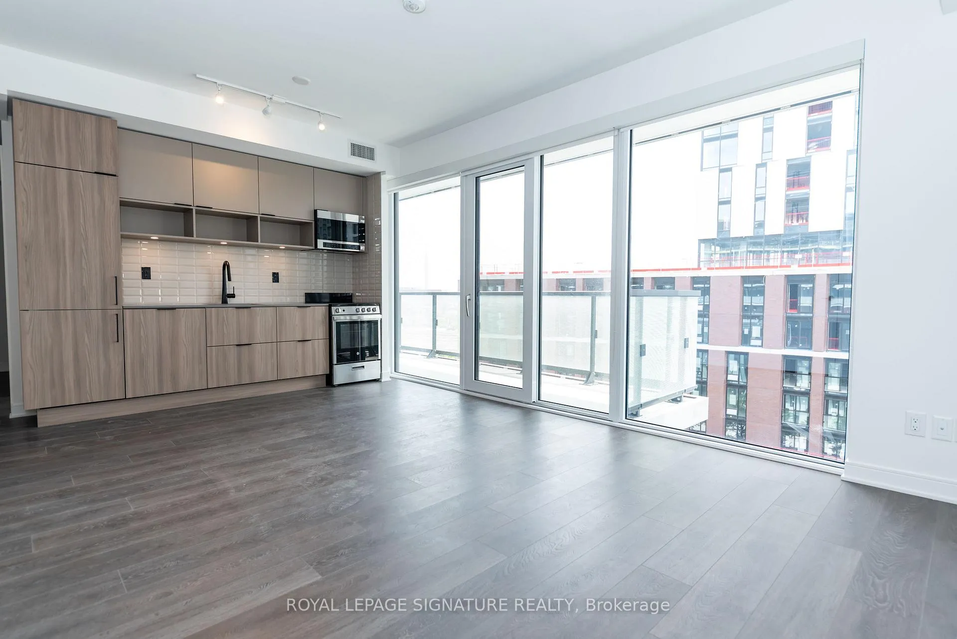 Photo 3 of Unit S707, 180 Mill Street, Toronto, Waterfront Communities — HOMEH
