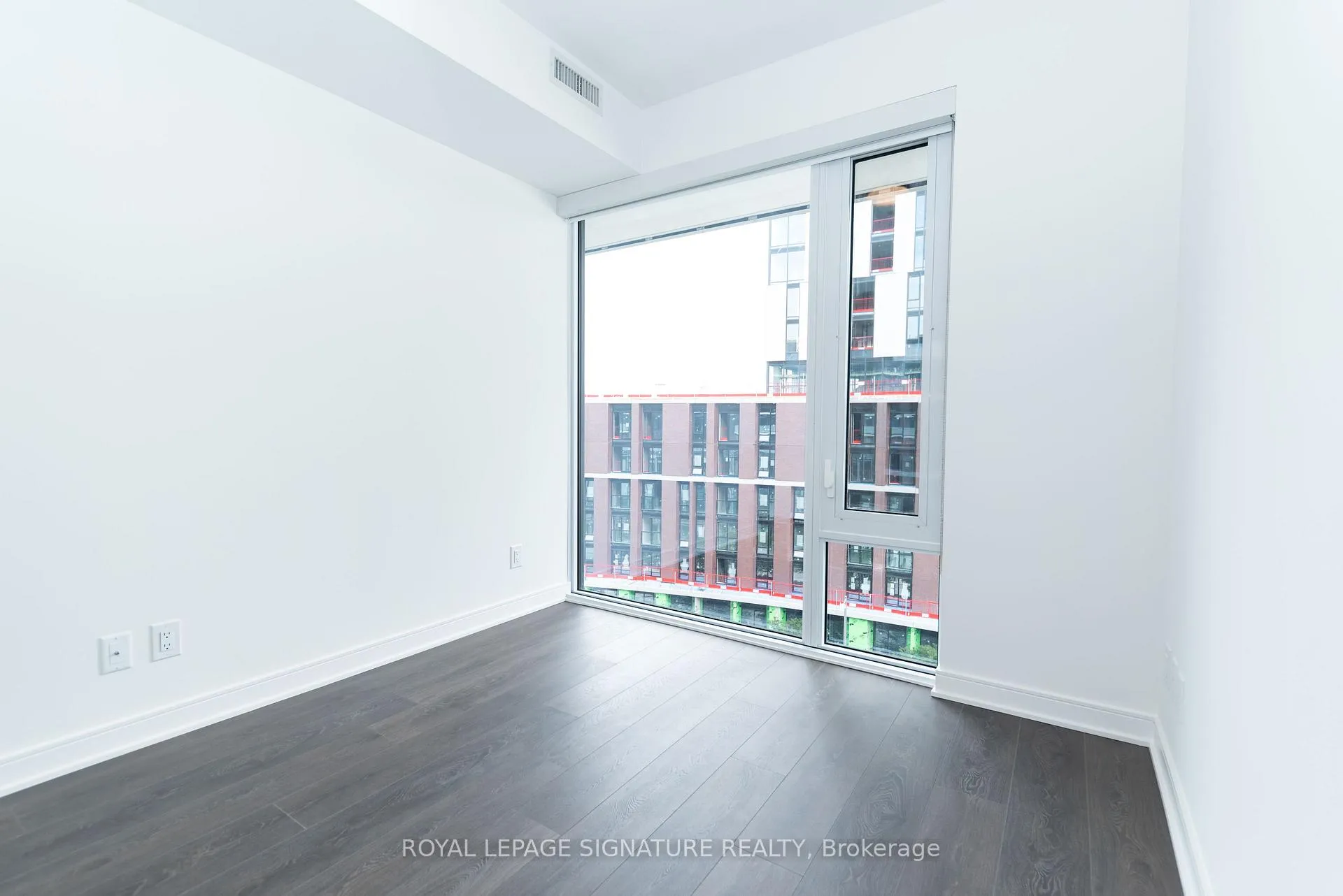 Photo 8 of Unit S707, 180 Mill Street, Toronto, Waterfront Communities — HOMEH