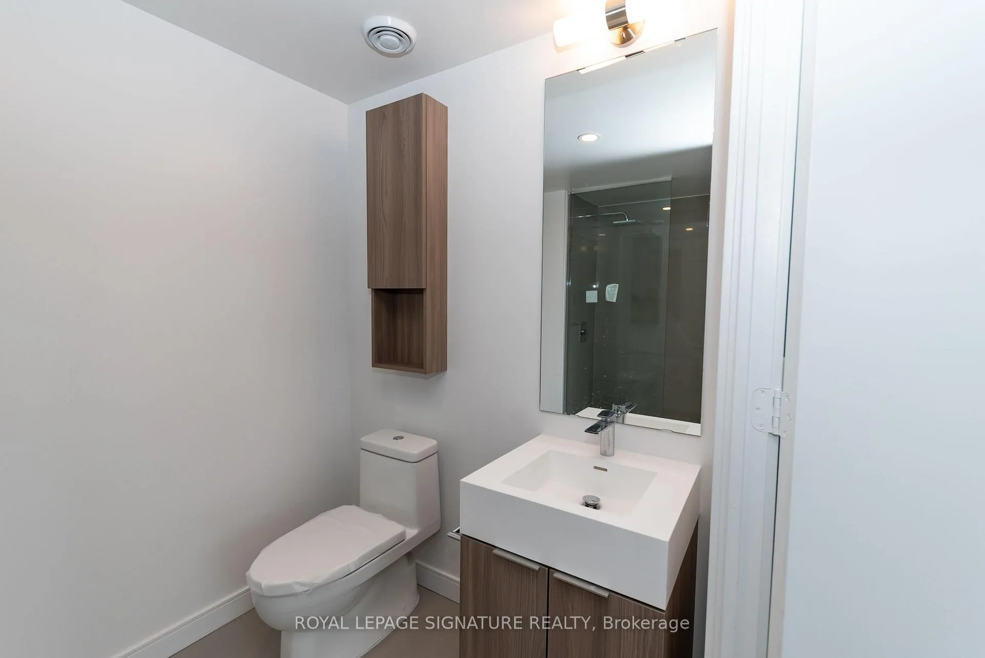 Photo 11 of Unit S707, 180 Mill Street, Toronto, Waterfront Communities — HOMEH