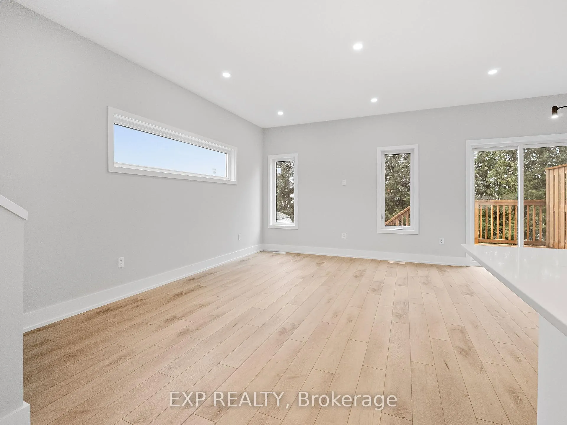 Photo 5 of 1142 Ontario Road, Welland, Lincoln/Crowland — HOMEH