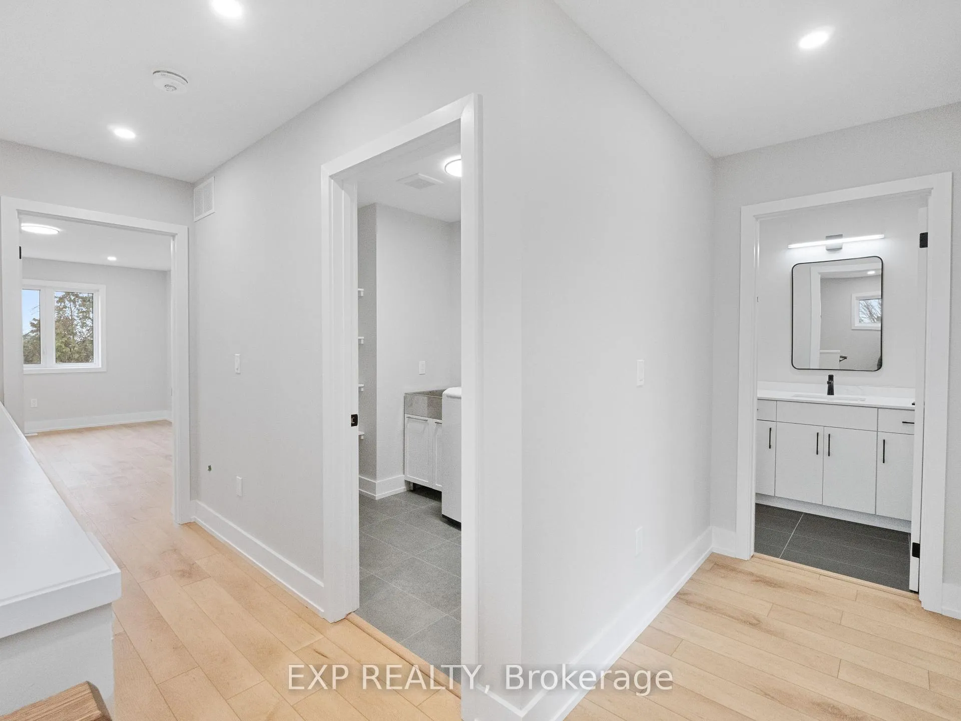 Photo 15 of 1142 Ontario Road, Welland, Lincoln/Crowland — HOMEH