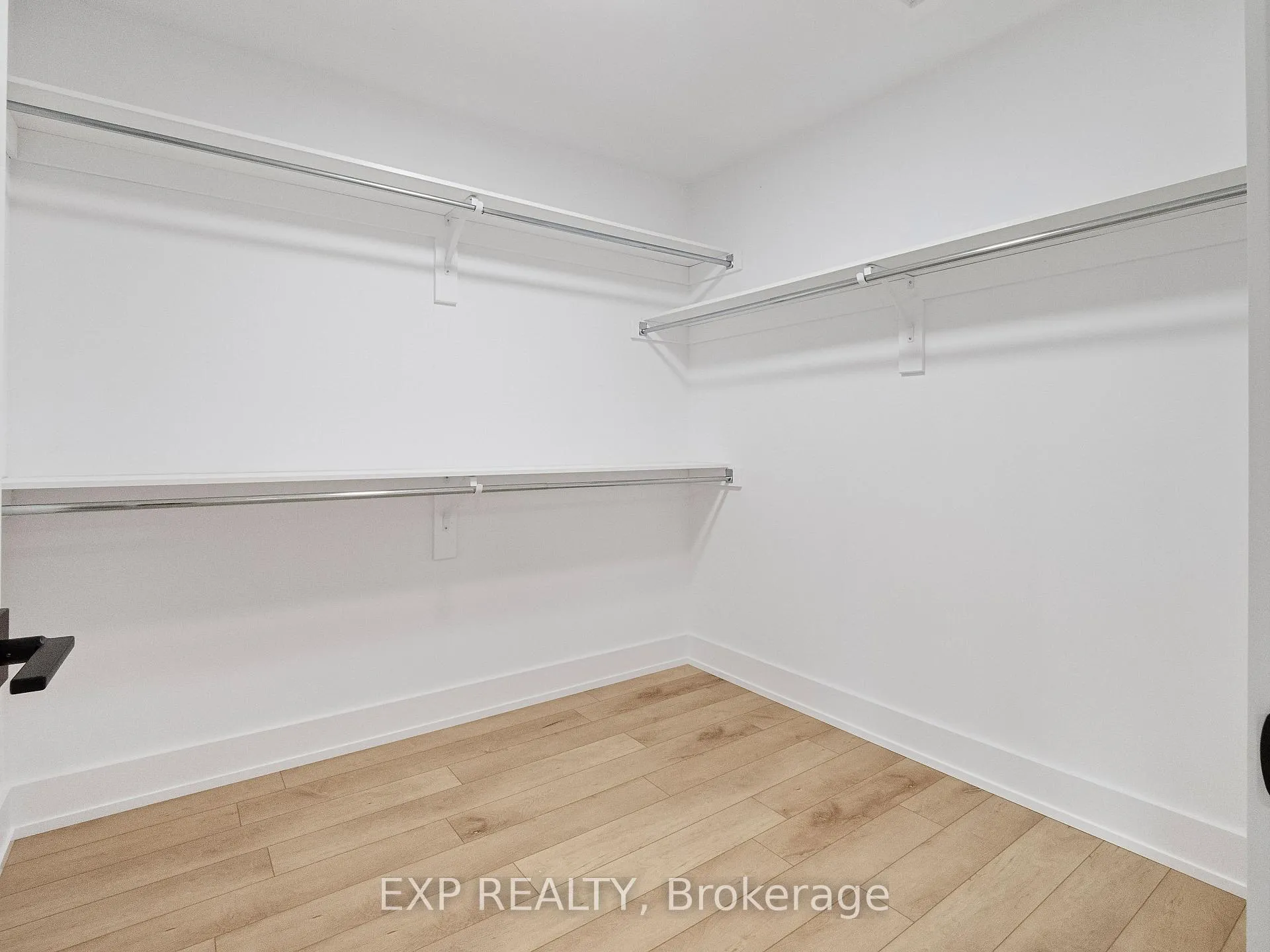 Photo 18 of 1142 Ontario Road, Welland, Lincoln/Crowland — HOMEH