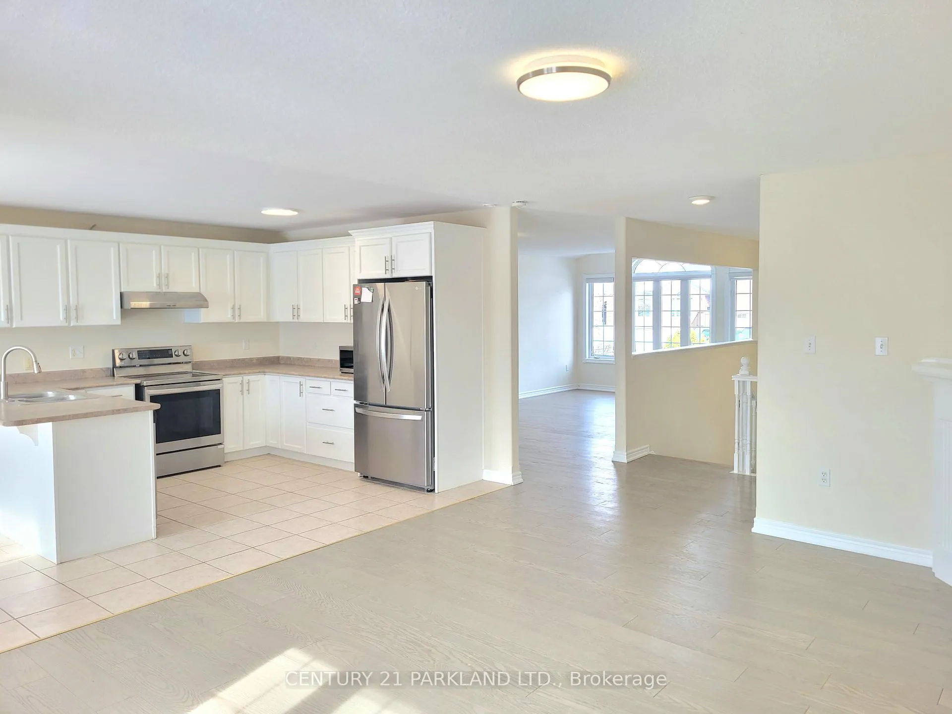 Photo 1 of 27 Ferncroft Drive, Georgina, Keswick North — HOMEH