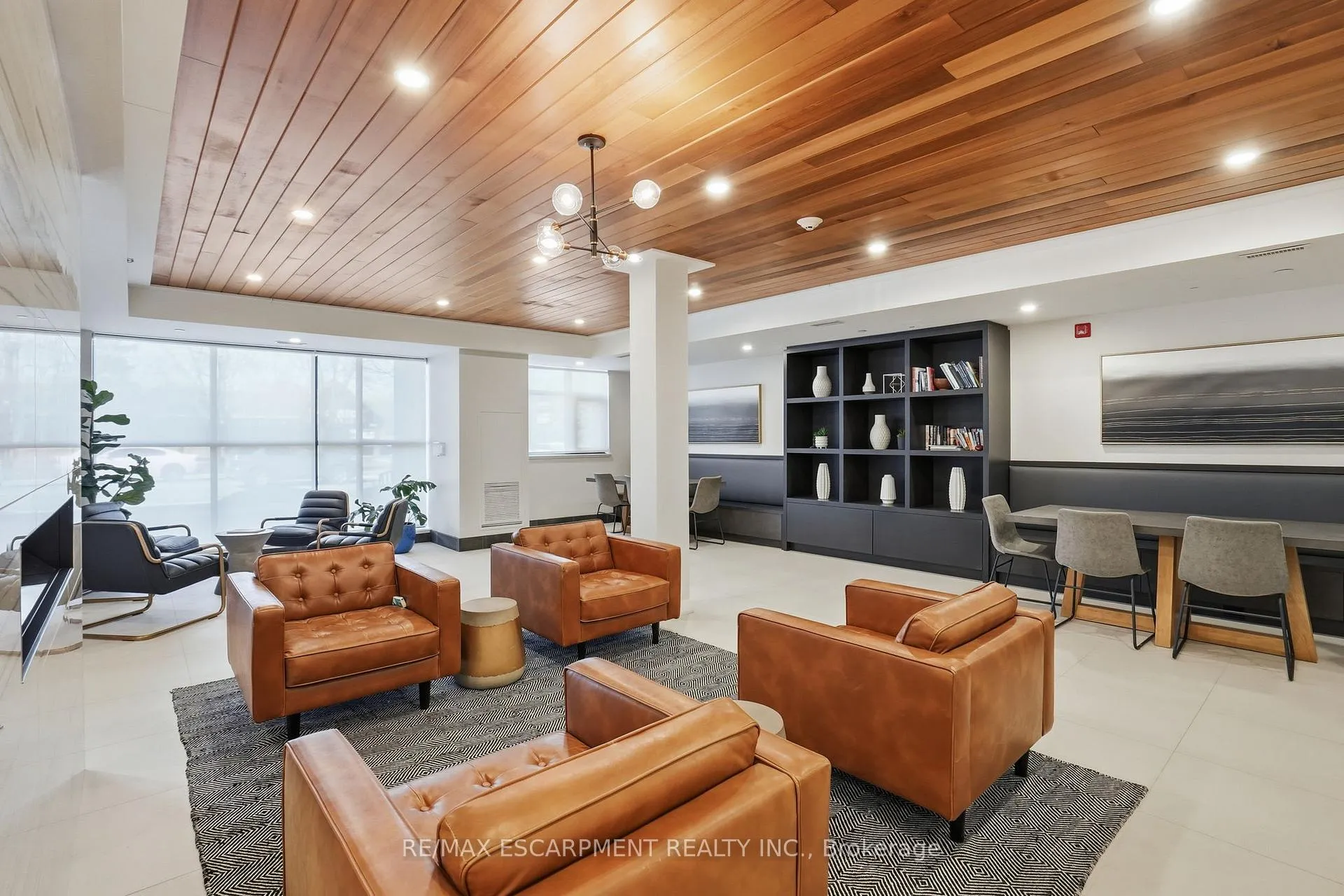 Photo 28 of Unit 618, 320 Plains Road E, Burlington, LaSalle — HOMEH