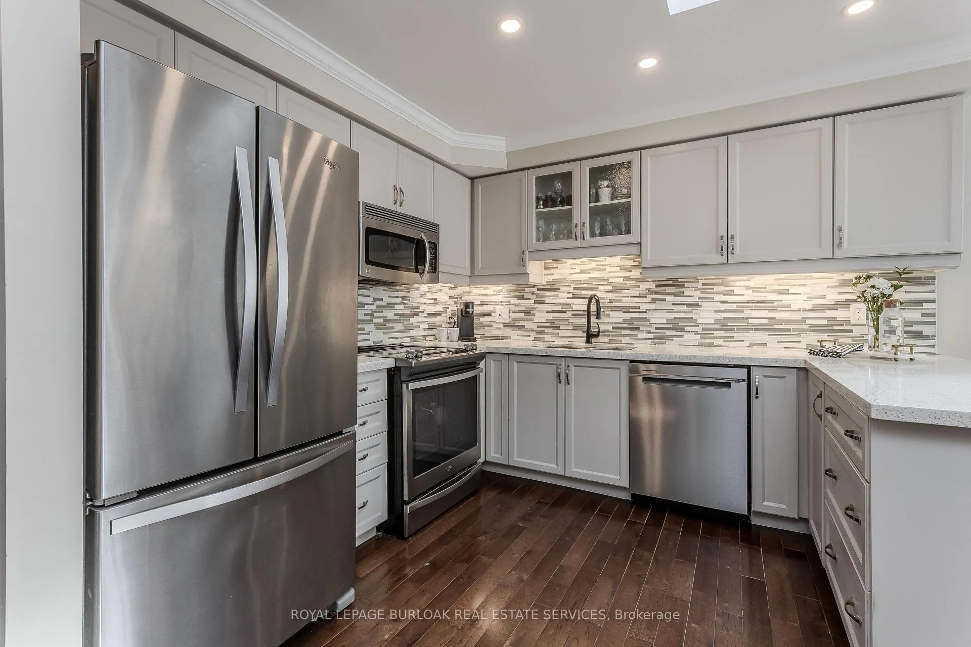 Photo 9 of Unit 26, 20 Meadowlands Boulevard, Hamilton, Meadowlands — HOMEH