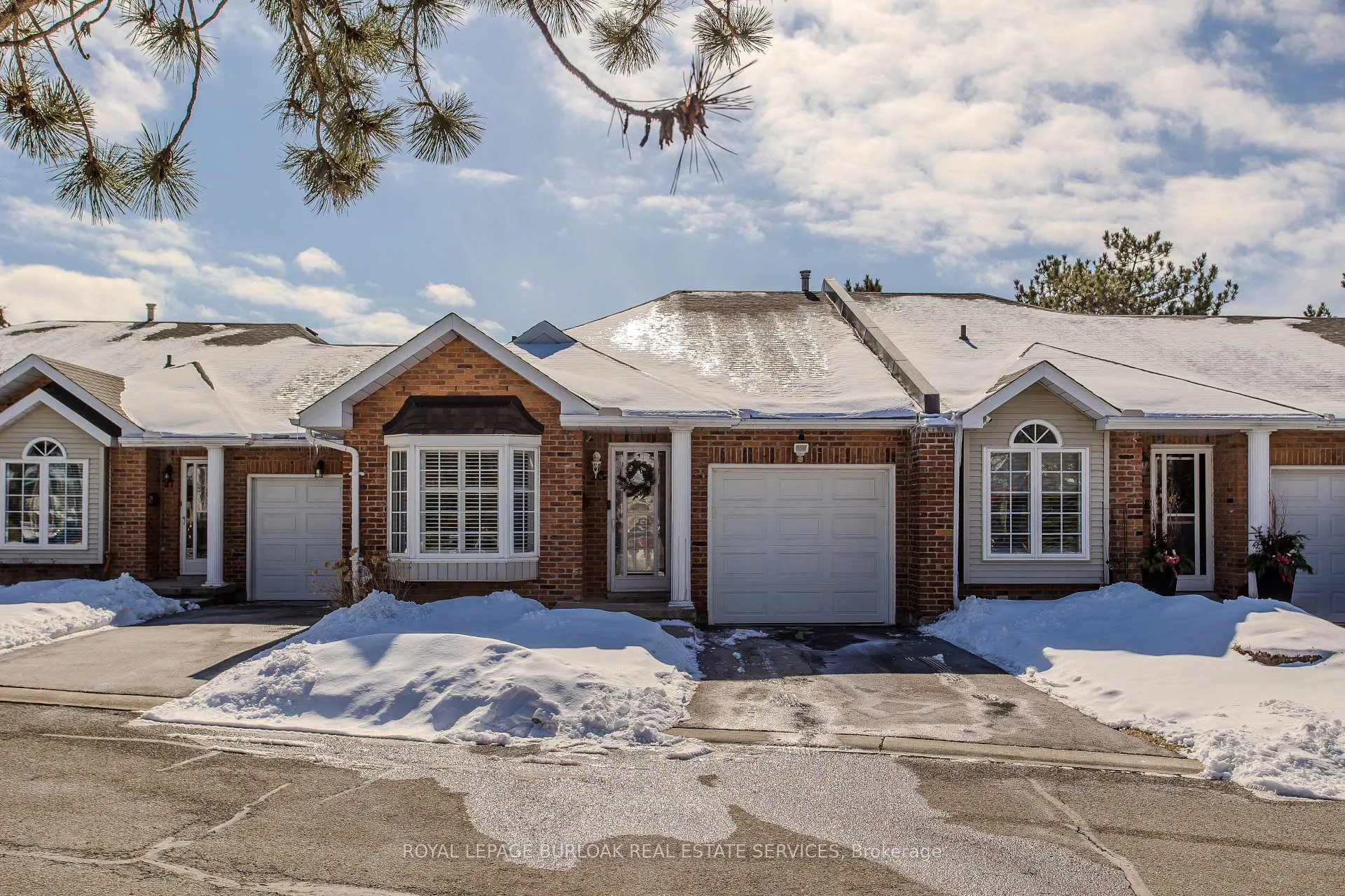 Photo 24 of Unit 26, 20 Meadowlands Boulevard, Hamilton, Meadowlands — HOMEH