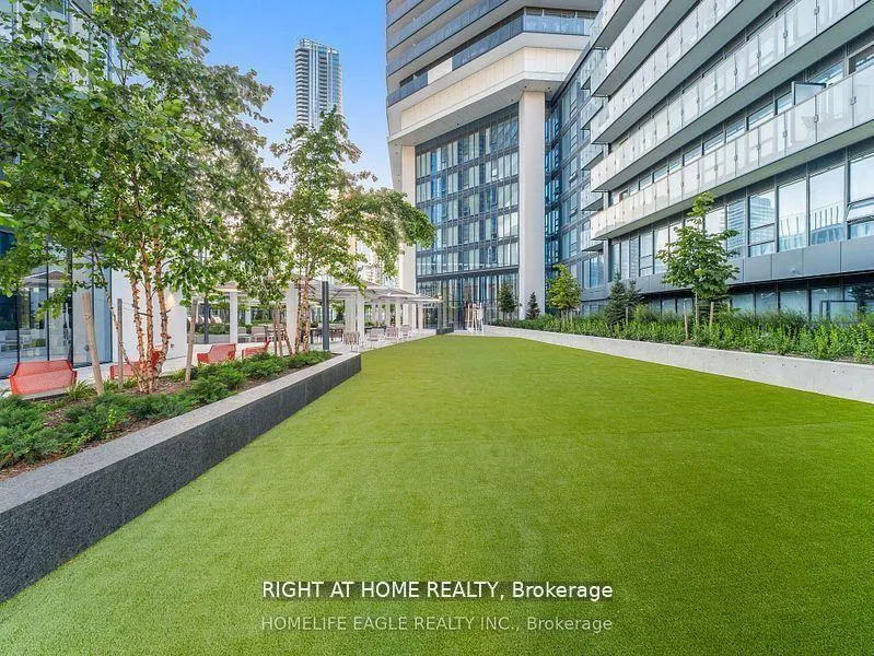 Photo 4 of Unit 4002, 55 cooper Street, Toronto, Waterfront Communities — HOMEH