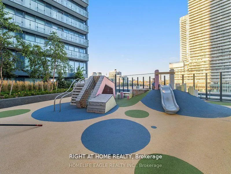 Photo 7 of Unit 4002, 55 cooper Street, Toronto, Waterfront Communities — HOMEH